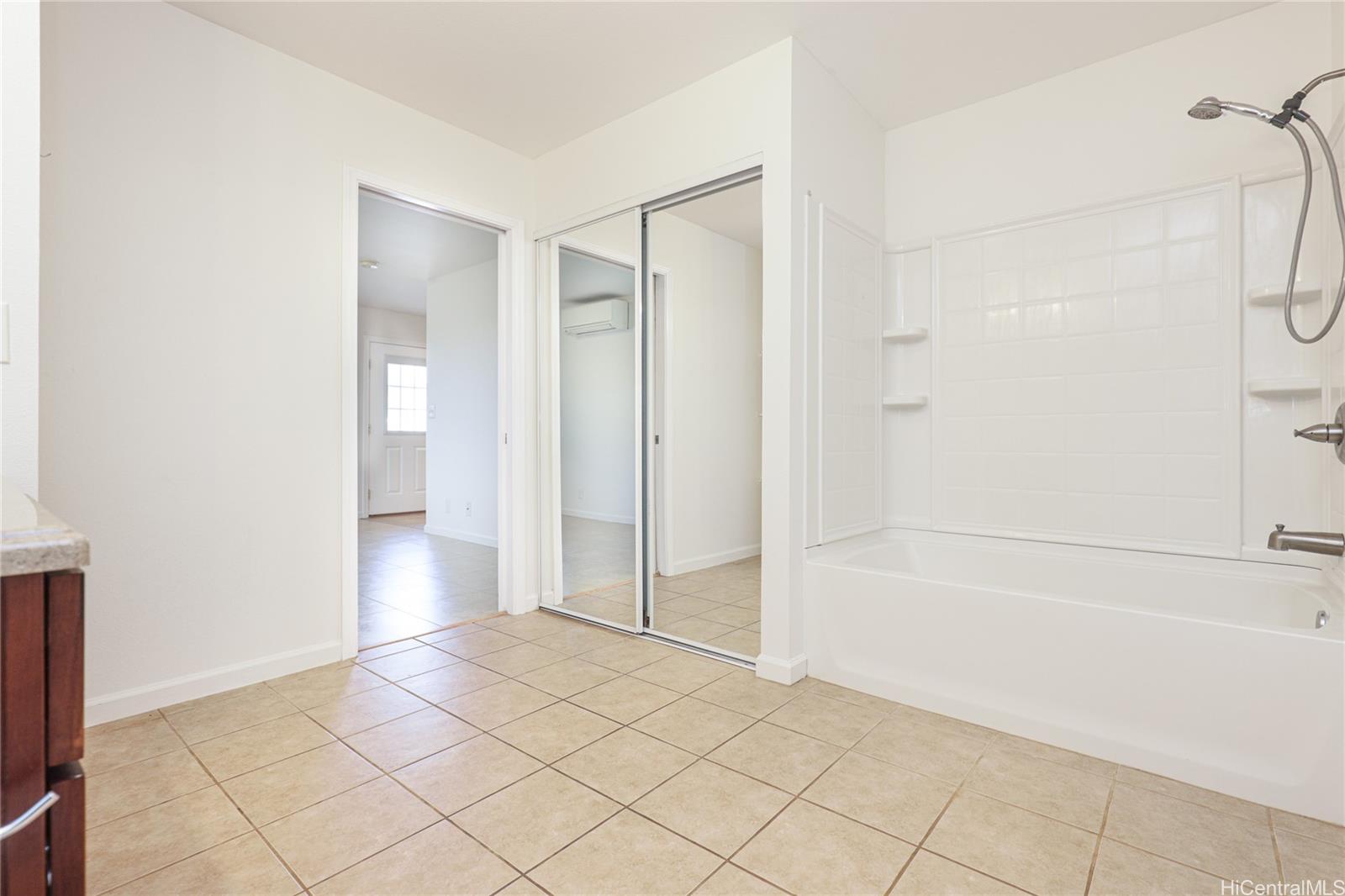 99-036 Moanalua Rd Aiea - Rental - photo 10 of 18