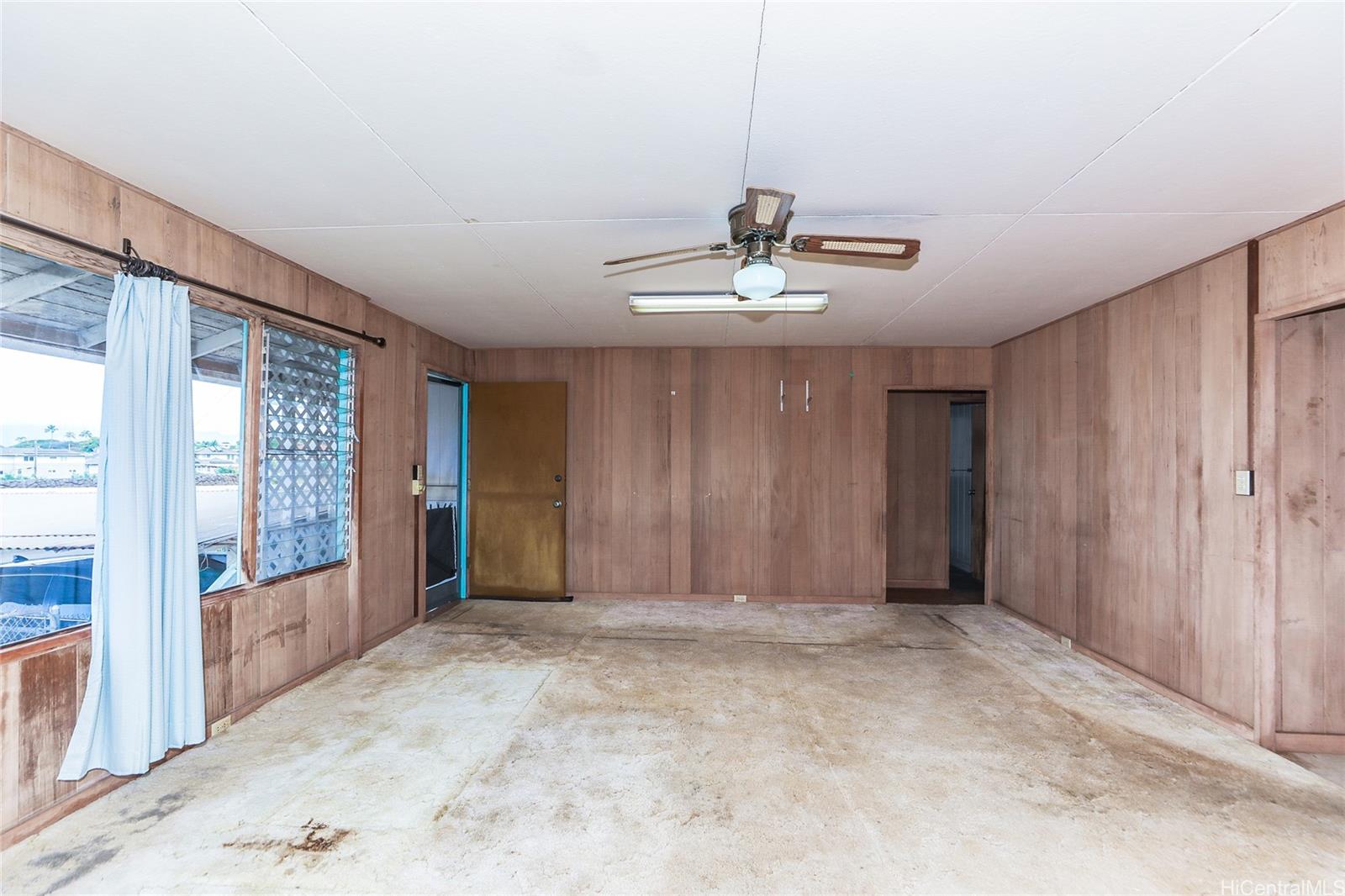 99-118  Olopana St Aiea Area, PearlCity home - photo 3 of 17