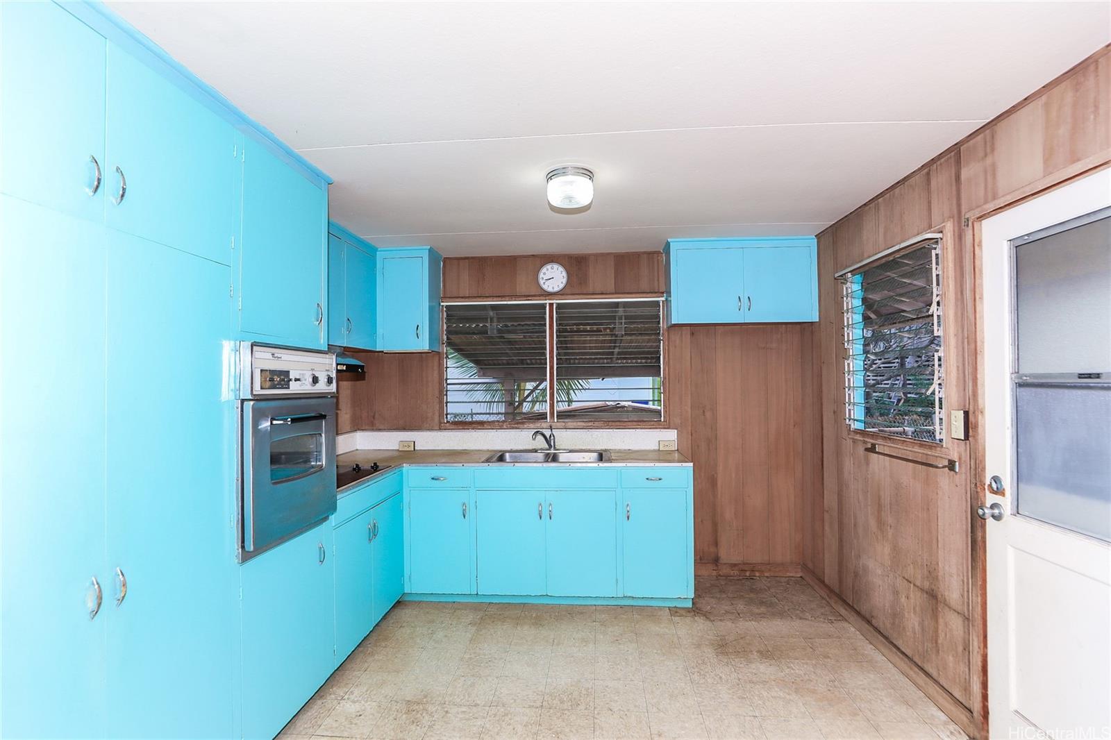 99-118  Olopana St Aiea Area, PearlCity home - photo 4 of 17