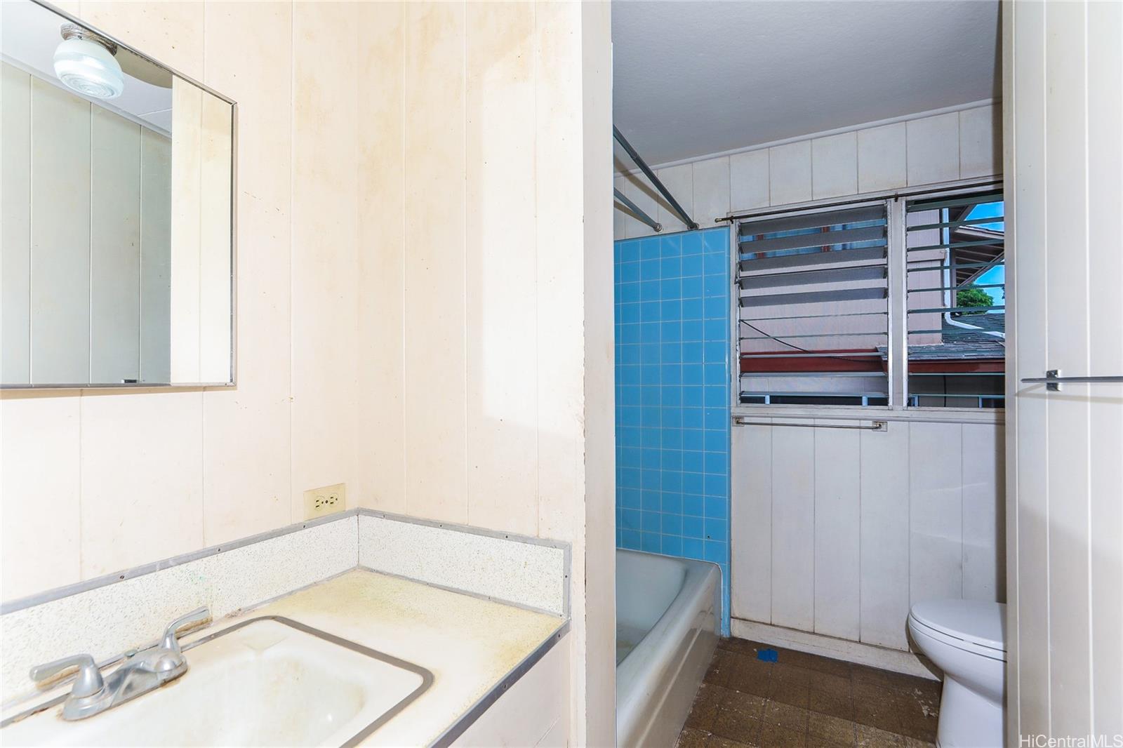 99-118  Olopana St Aiea Area, PearlCity home - photo 8 of 17