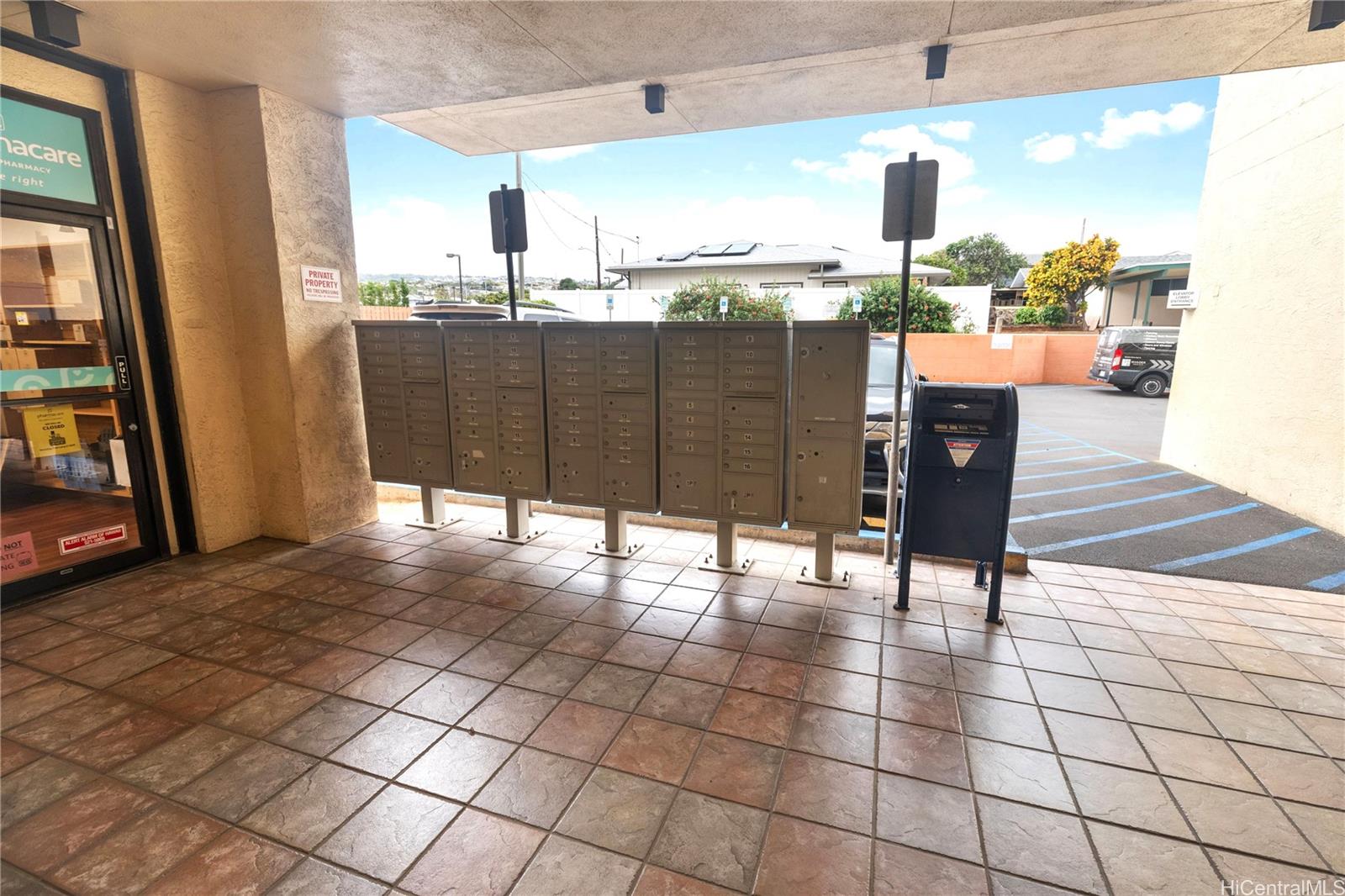 99-128 Aiea Heights Drive Aiea Oahu commercial real estate photo13 of 14