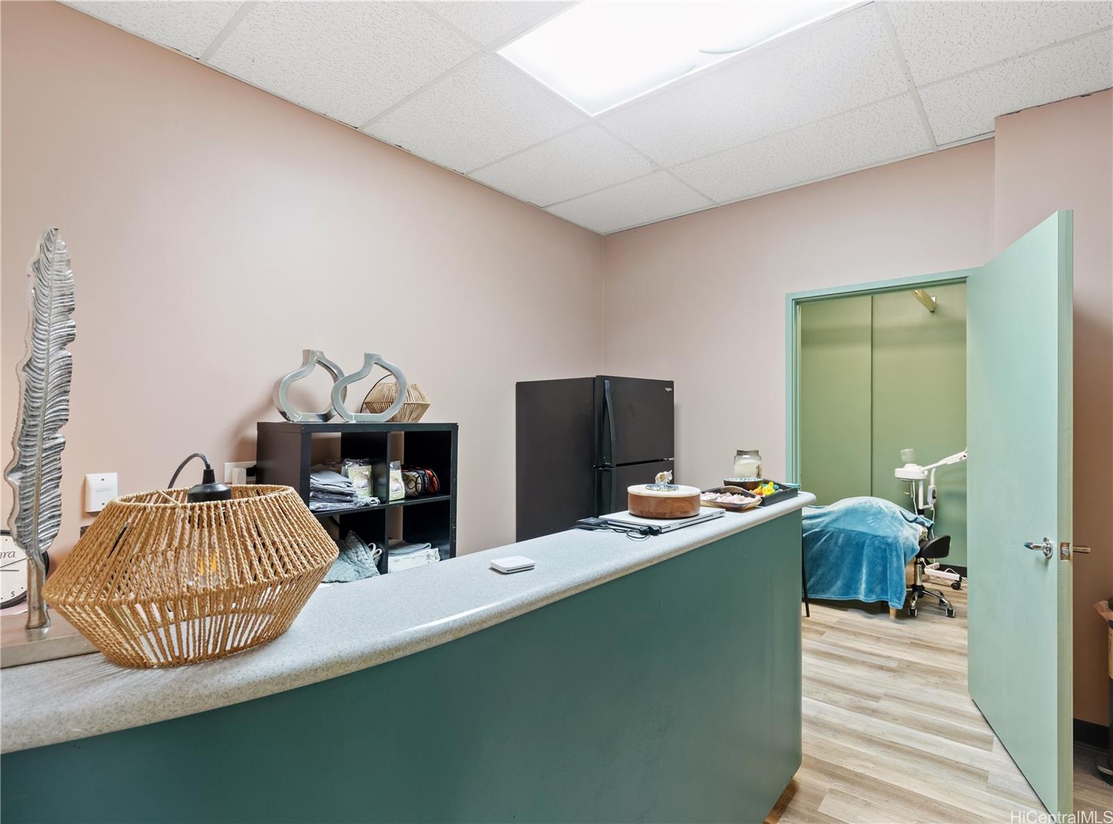 99-128 Aiea Heights Drive Aiea Oahu commercial real estate photo5 of 14