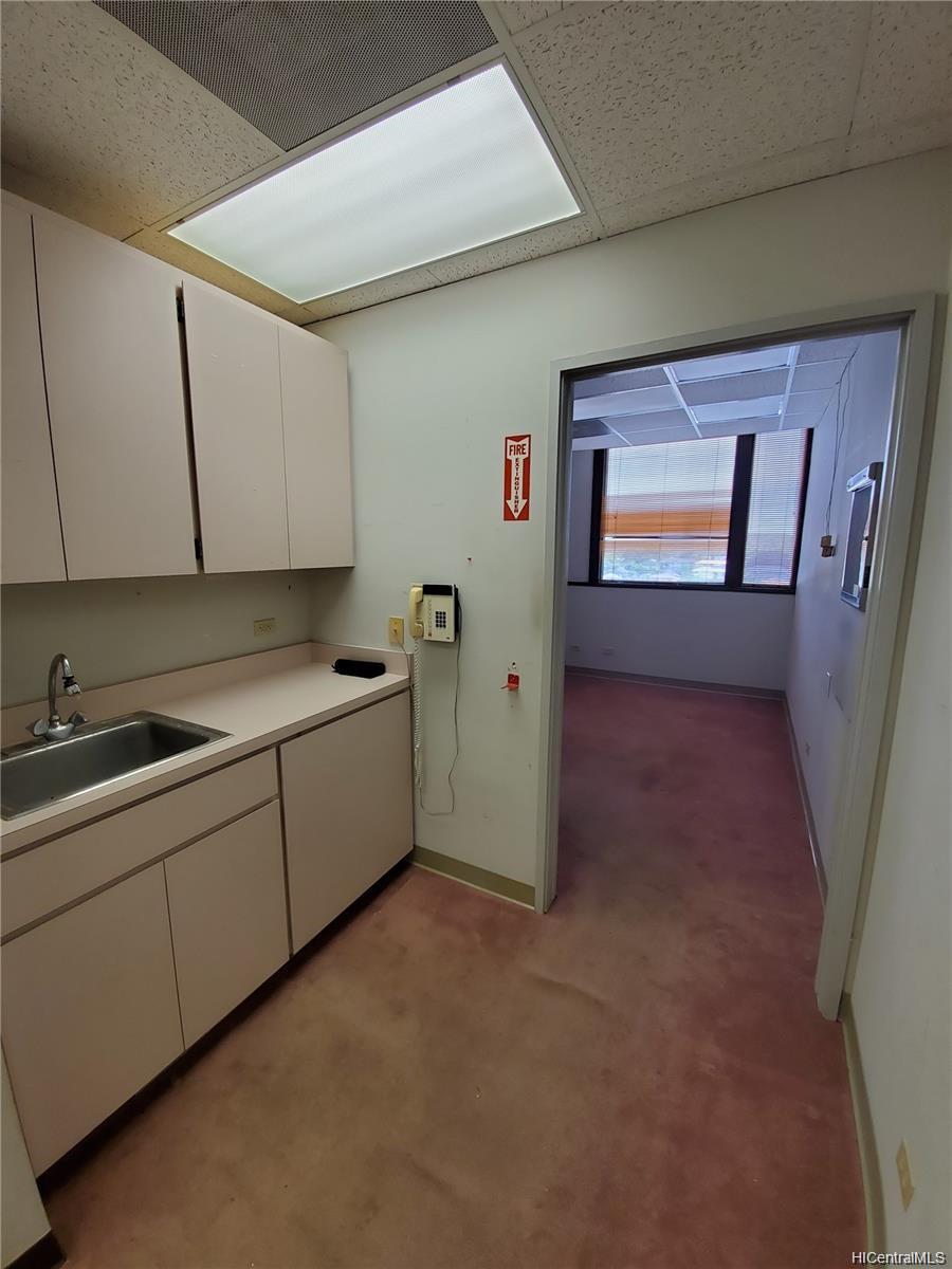 99-128 Aiea Heights Drive Aiea Oahu commercial real estate photo4 of 9