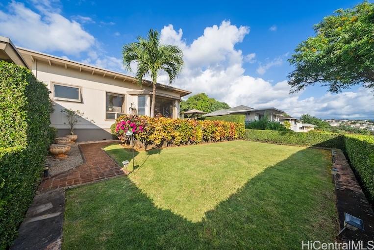 99-136  Kihewa Place Aiea Heights, PearlCity home - photo 5 of 25