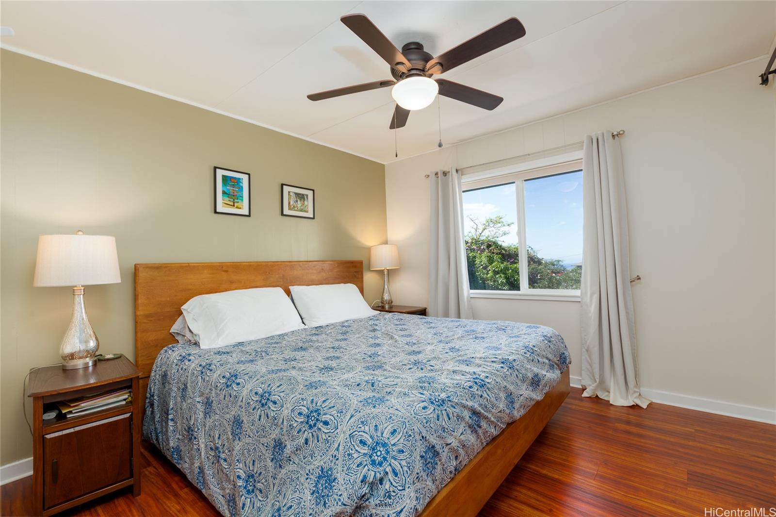 99-139  Heen Way Aiea Heights, PearlCity home - photo 15 of 25