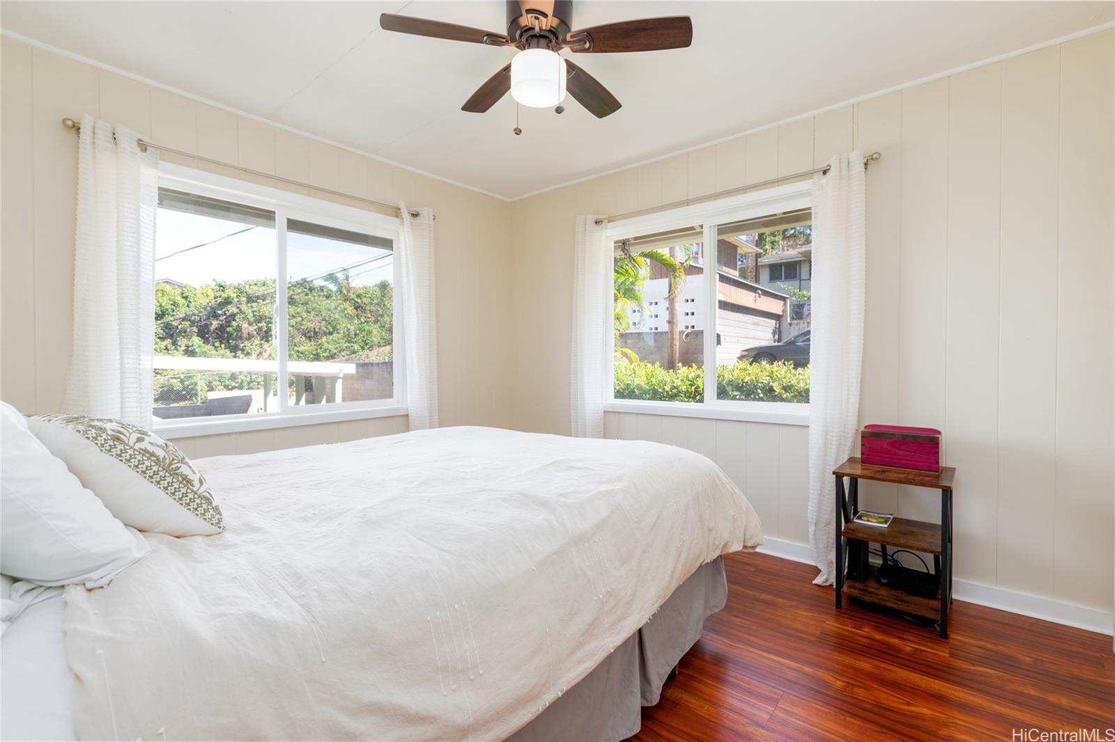 99-139  Heen Way Aiea Heights, PearlCity home - photo 17 of 25