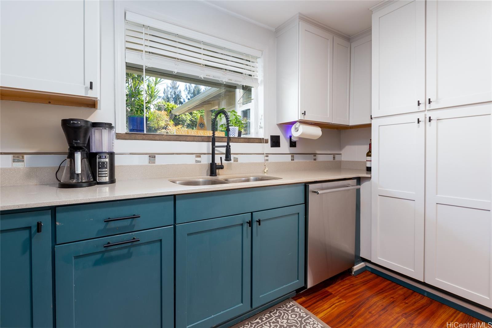 99-139  Heen Way Aiea Heights, PearlCity home - photo 6 of 25