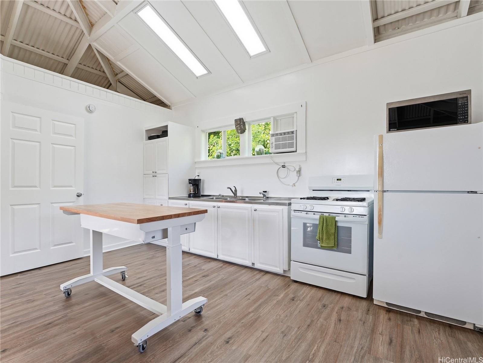 99-139  Napuanani Rd Aiea Heights, PearlCity home - photo 12 of 21