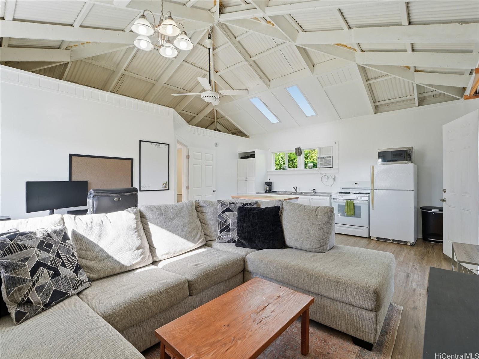 99-139  Napuanani Rd Aiea Heights, PearlCity home - photo 7 of 21