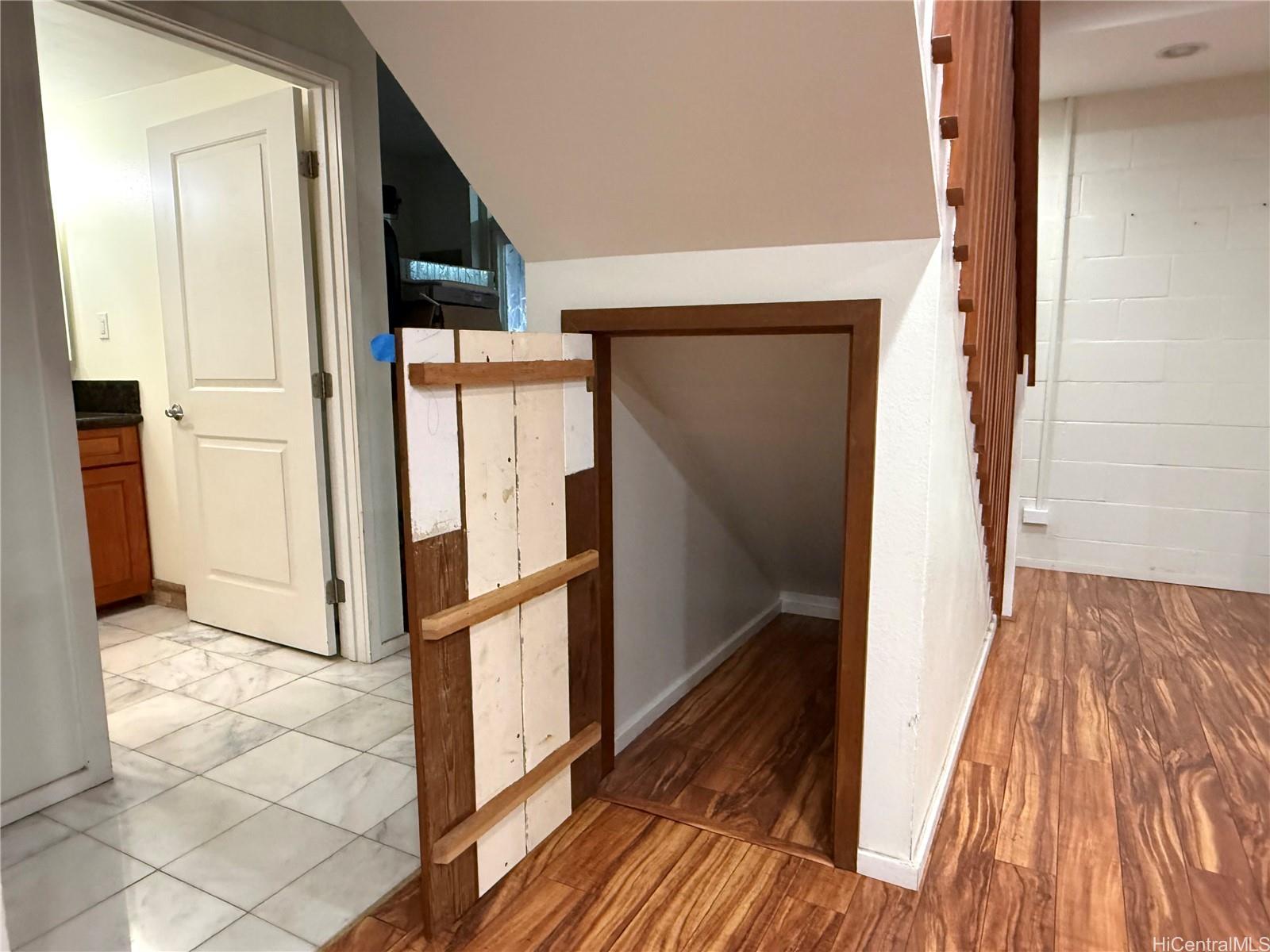 99-146 Kulina Street Aiea - Rental - photo 4 of 13