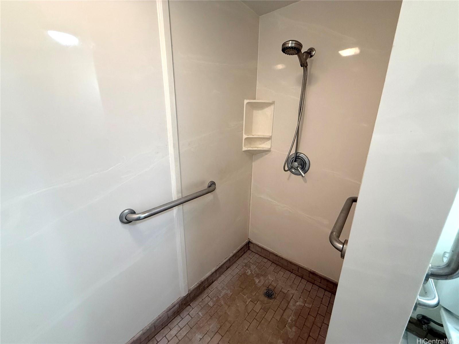 99-146 Kulina Street Aiea - Rental - photo 10 of 13