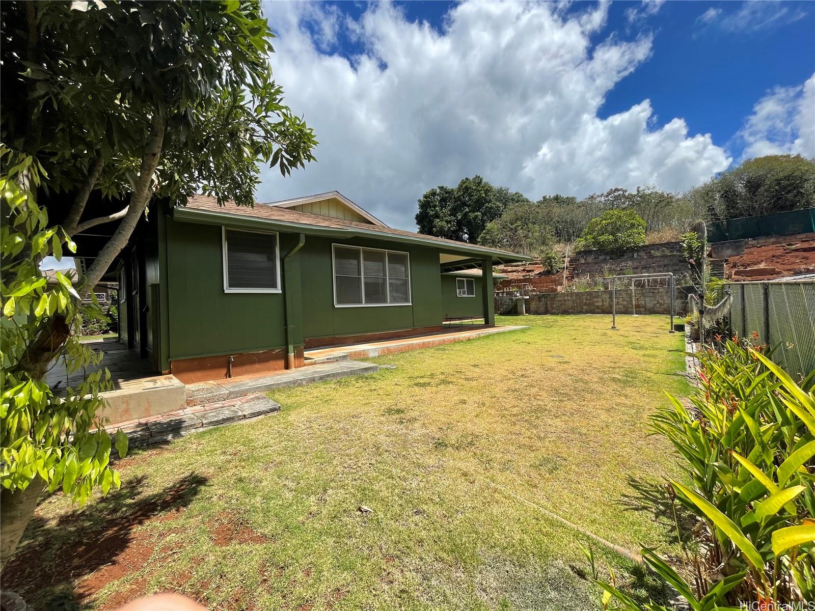 99-2 Kaamilo Street Aiea - Rental - photo 4 of 7