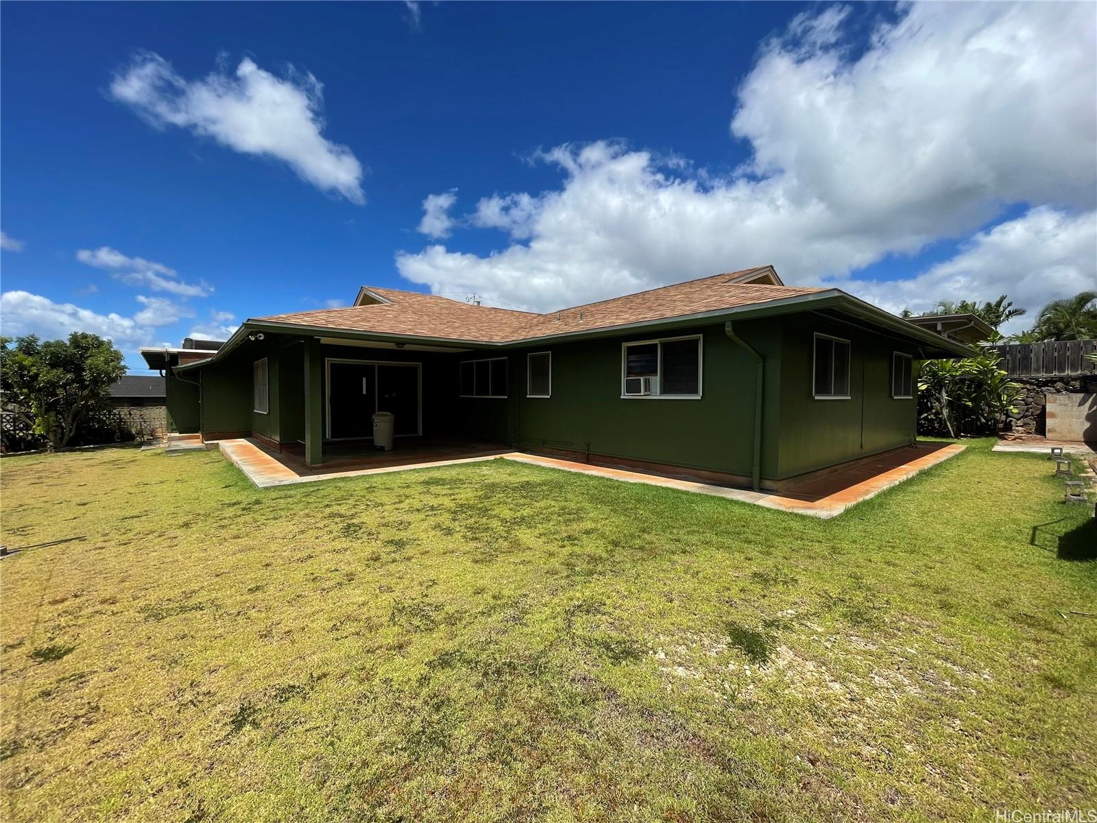 99-2 Kaamilo Street Aiea - Rental - photo 5 of 7