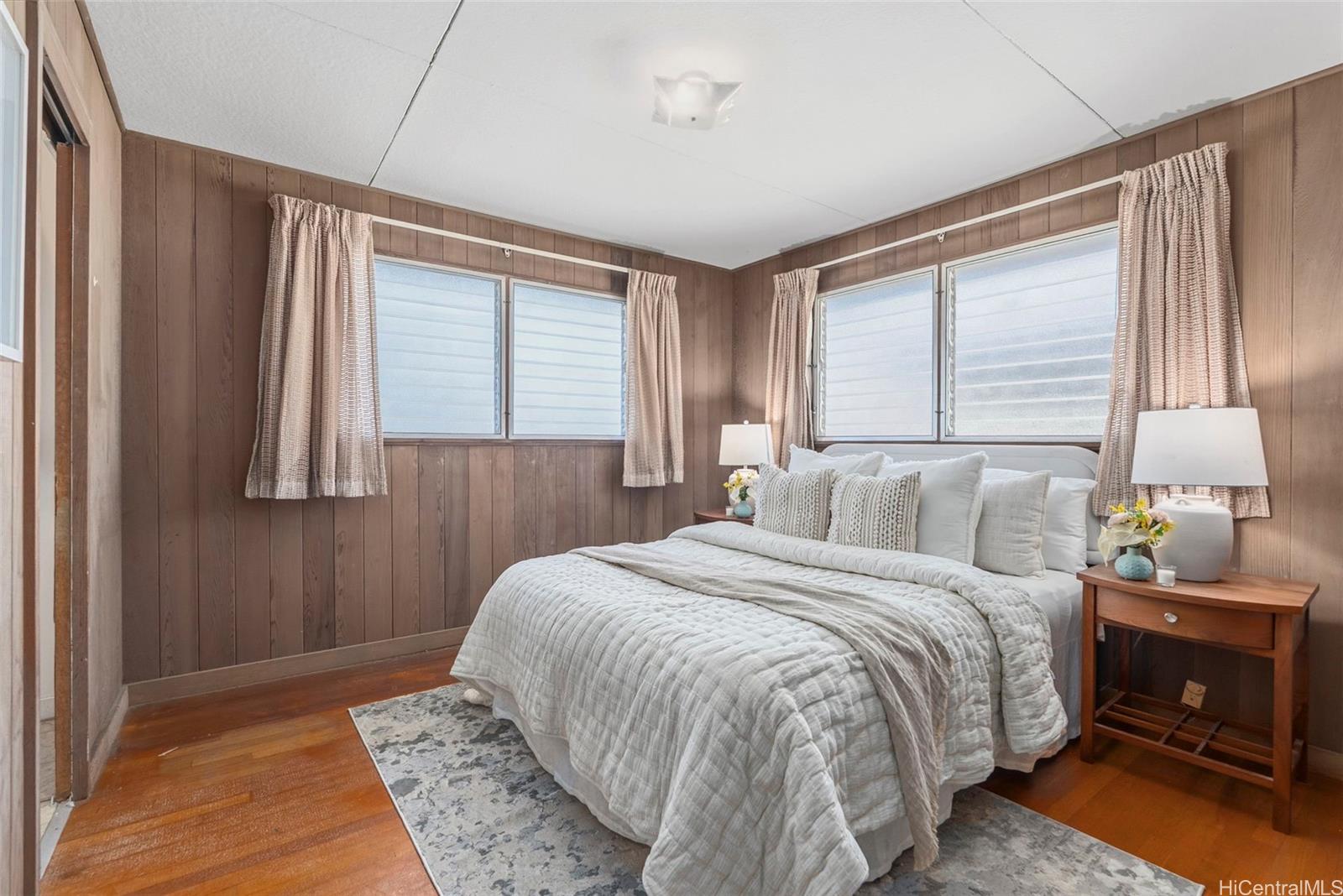 99-252  Lalani St Aiea Area, PearlCity home - photo 6 of 24