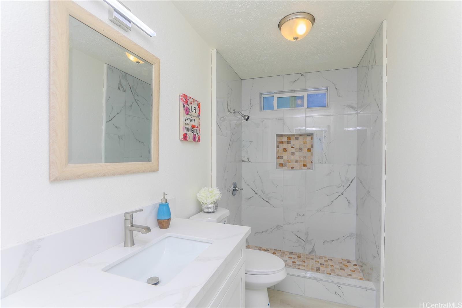 99-349  Aheahe Street Aiea Heights, PearlCity home - photo 12 of 25