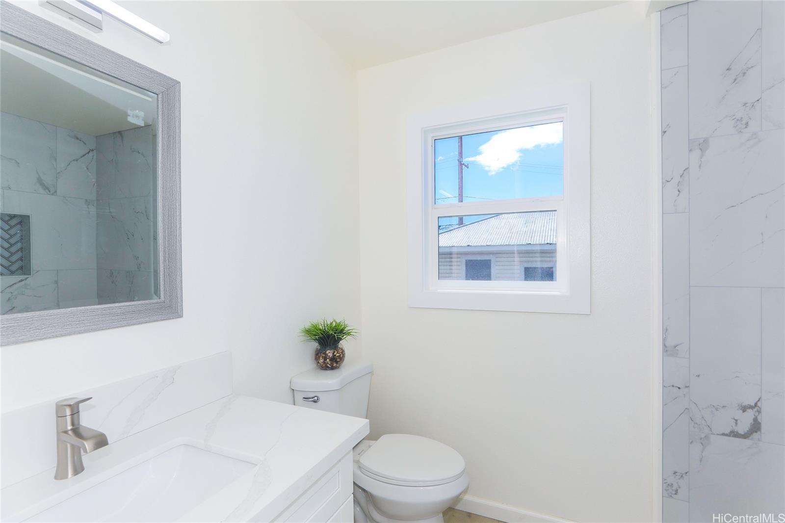 99-349  Aheahe Street Aiea Heights, PearlCity home - photo 16 of 25