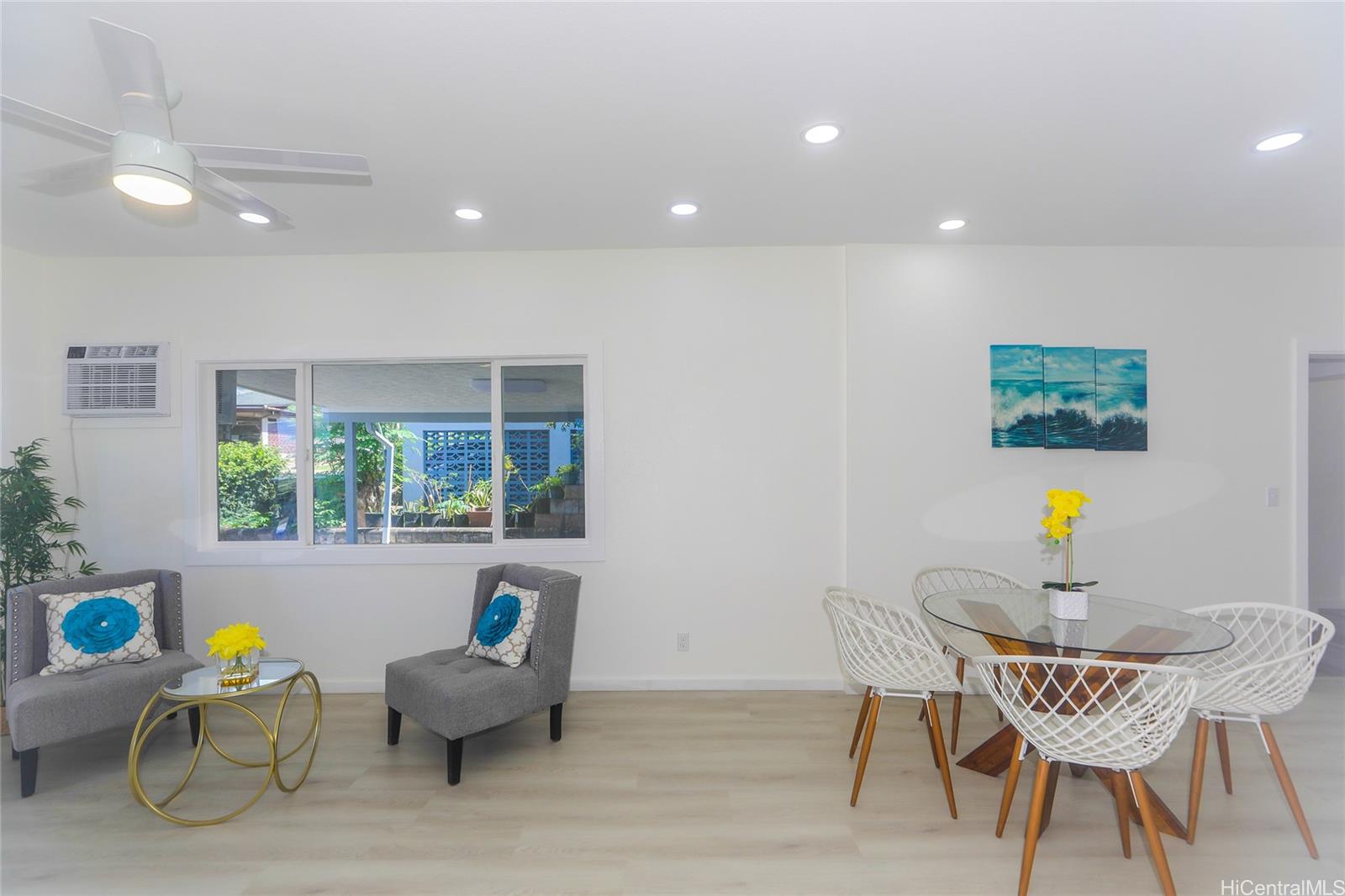 99-349  Aheahe Street Aiea Heights, PearlCity home - photo 3 of 25