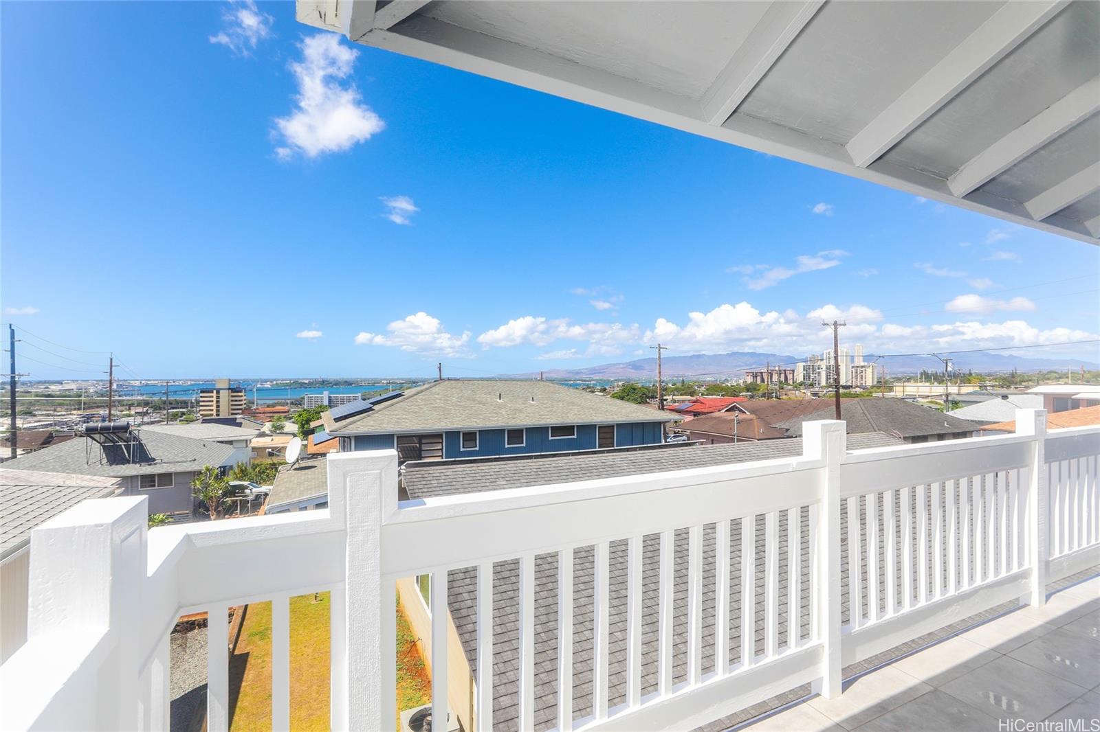 99-349  Aheahe Street Aiea Heights, PearlCity home - photo 21 of 25