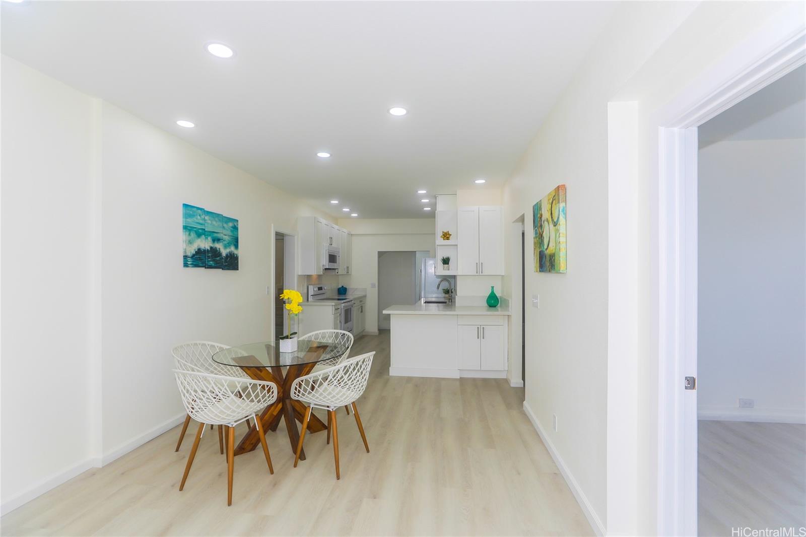 99-349  Aheahe Street Aiea Heights, PearlCity home - photo 4 of 25