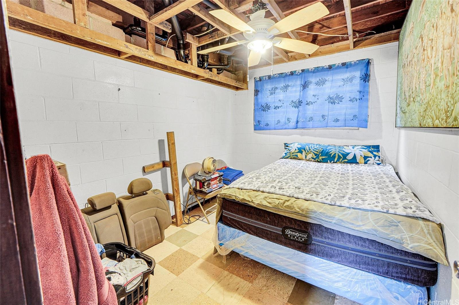 99-402  Aiealani Place Halawa Heights, PearlCity home - photo 15 of 25