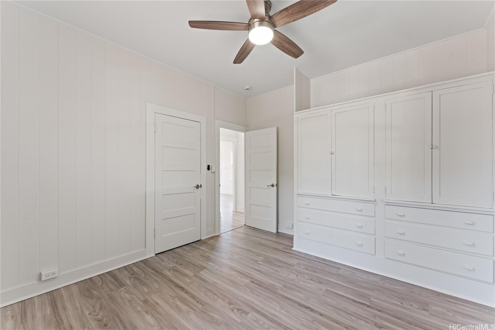 99-42  Kauhale Street Aiea Area, PearlCity home - photo 14 of 25