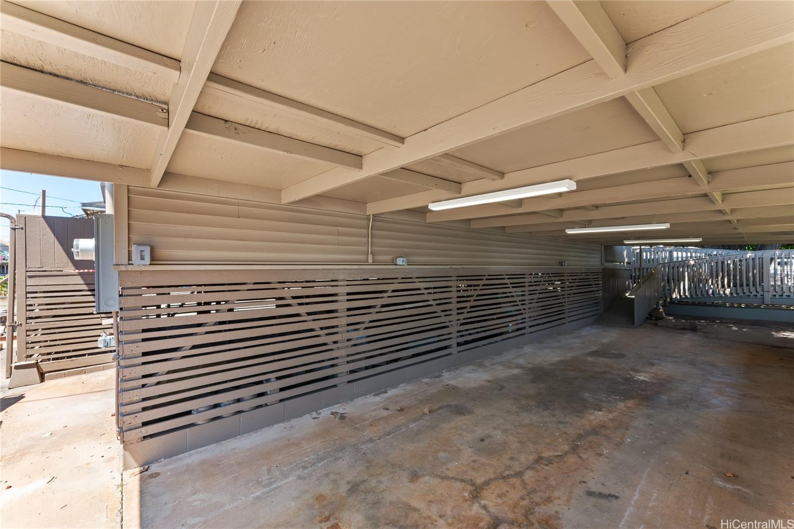 99-42  Kauhale Street Aiea Area, PearlCity home - photo 24 of 25