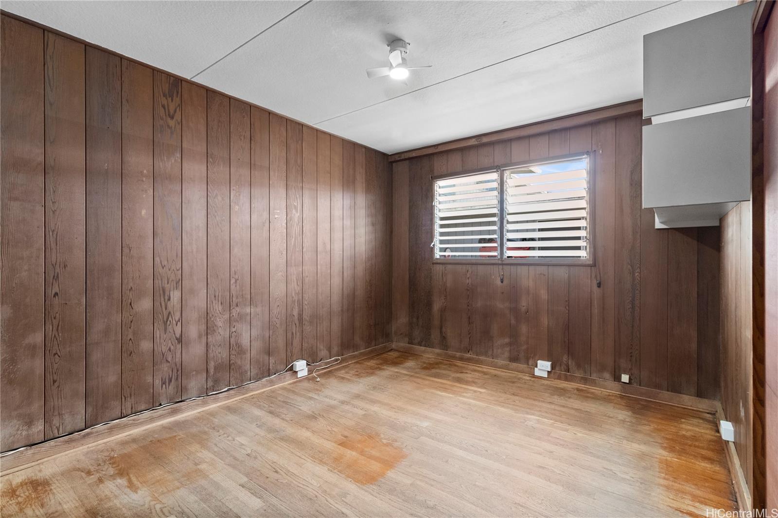 99-535  Opukea Street Halawa, PearlCity home - photo 5 of 21