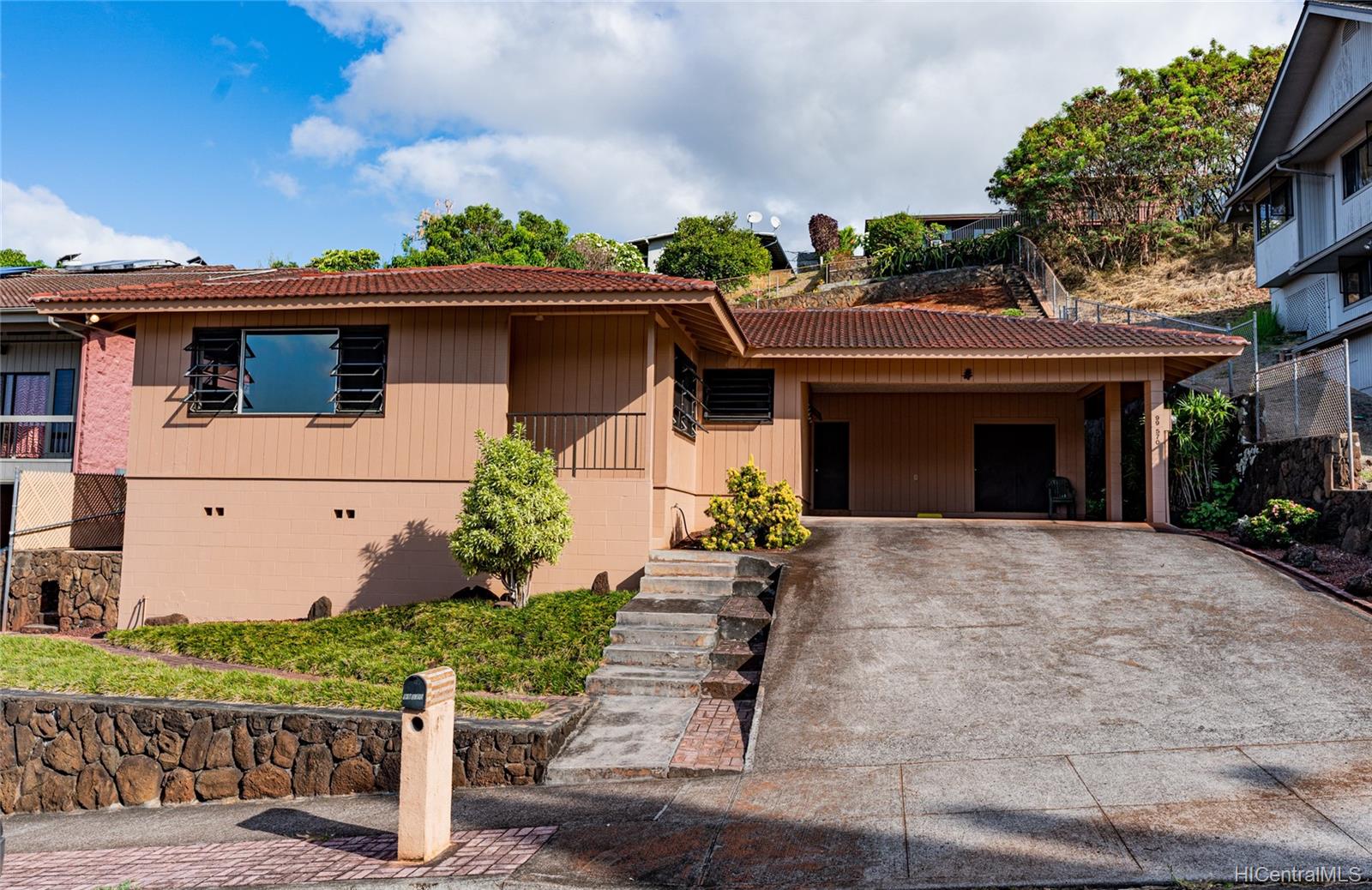 99570 Hoio Street , Aiea, Hi 96701 Aiea Heights