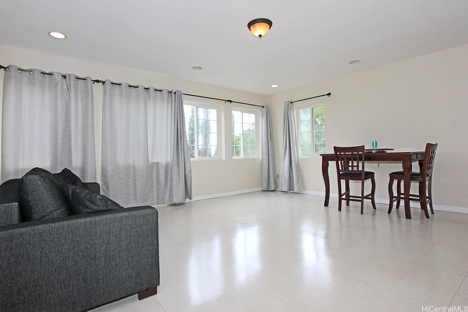 99-577 Aiea Heights Dr Aiea - Rental - photo 2 of 8