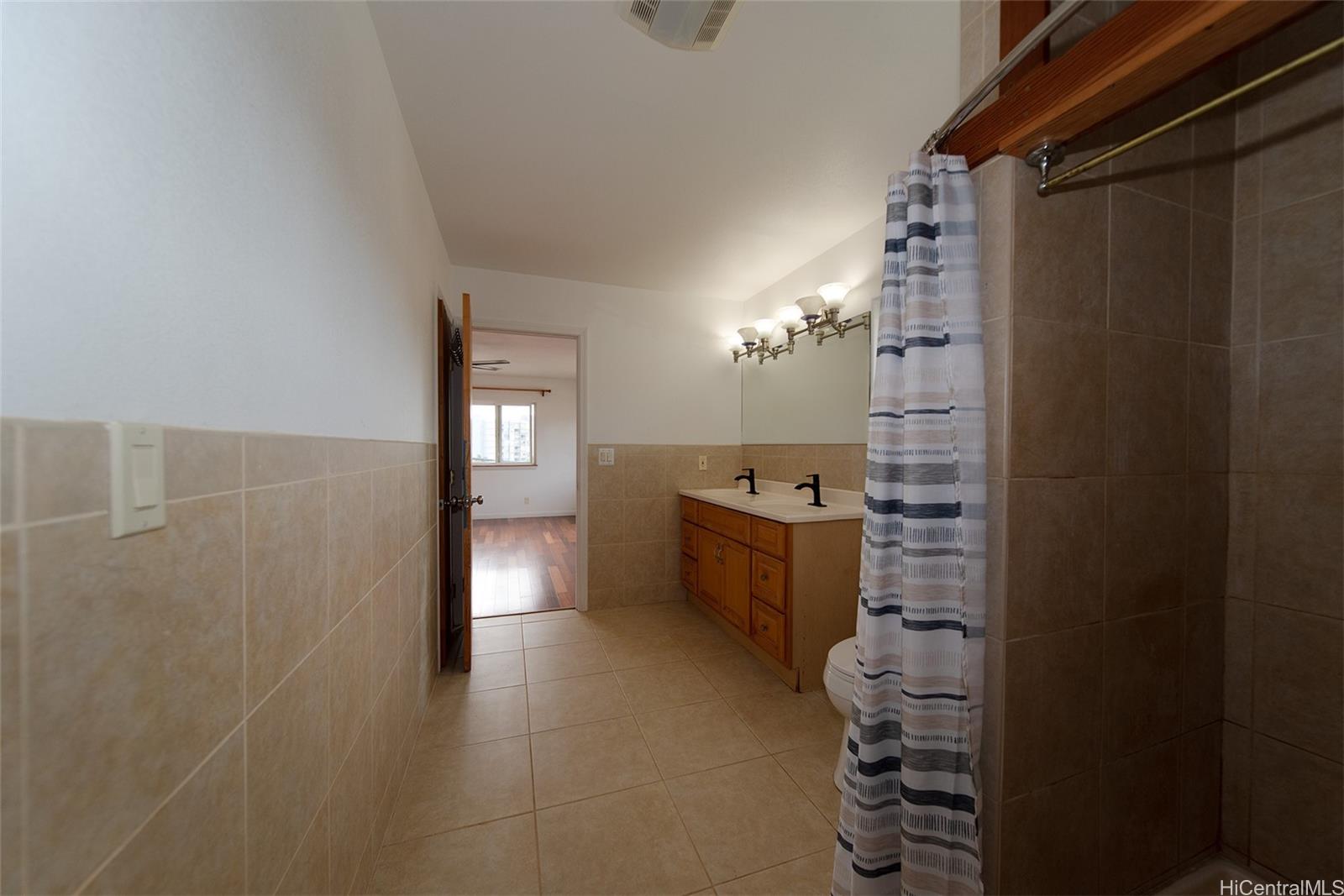 99-60 Nalopaka Pl Aiea - Rental - photo 10 of 11