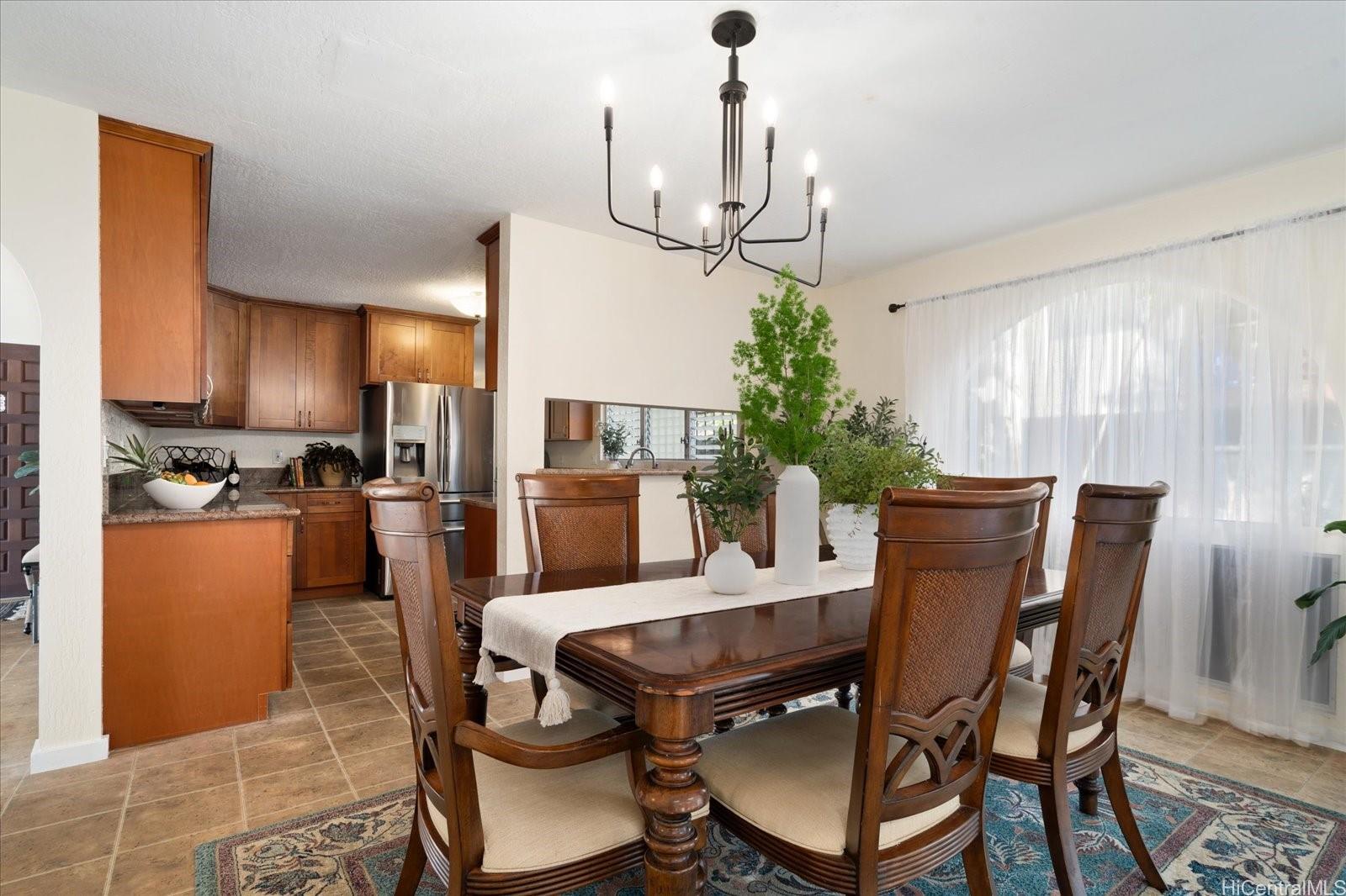 99-631  Hoio Street Aiea Heights, PearlCity home - photo 11 of 25