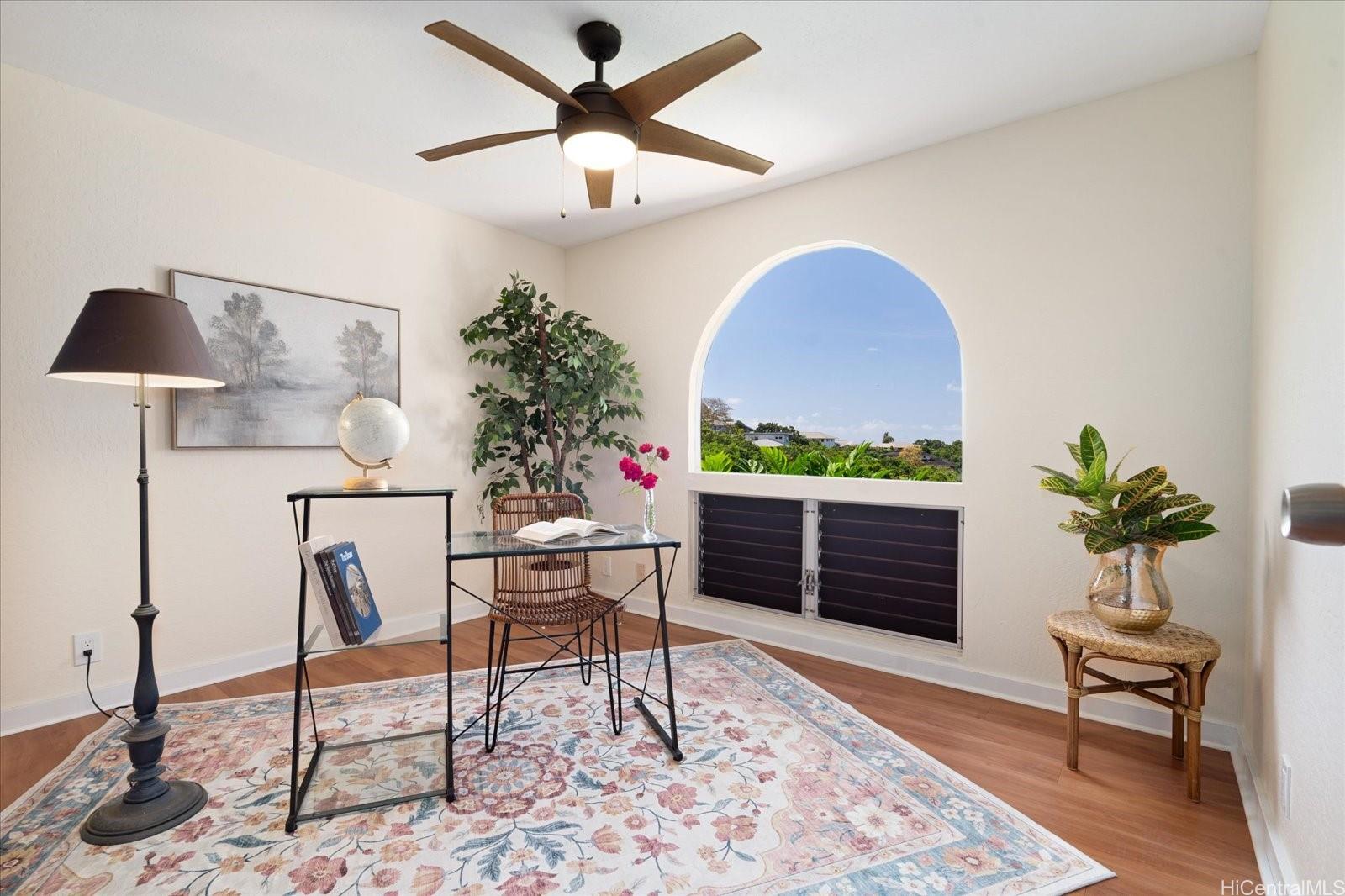 99-631  Hoio Street Aiea Heights, PearlCity home - photo 12 of 25