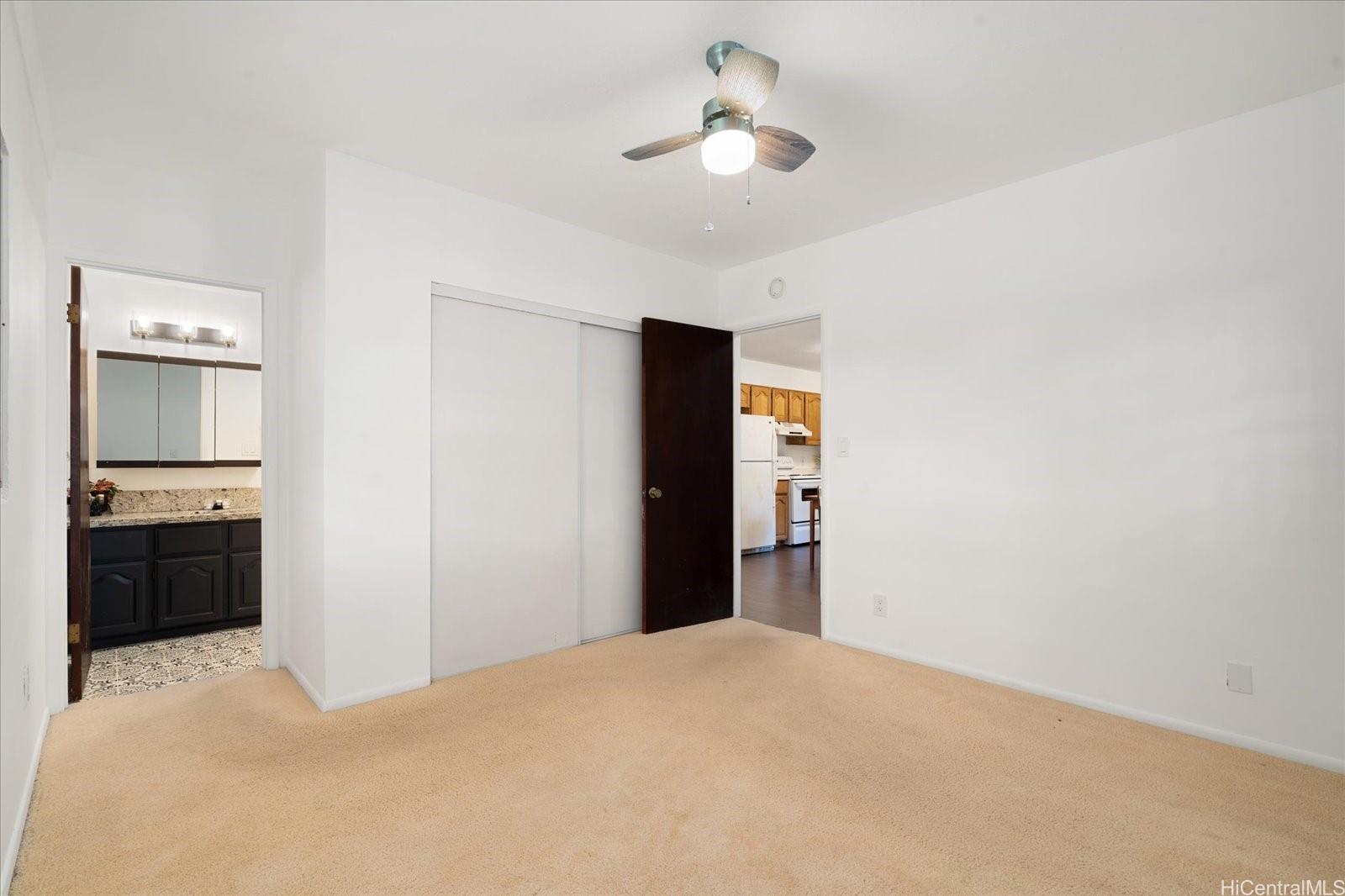 99-631  Hoio Street Aiea Heights, PearlCity home - photo 22 of 25