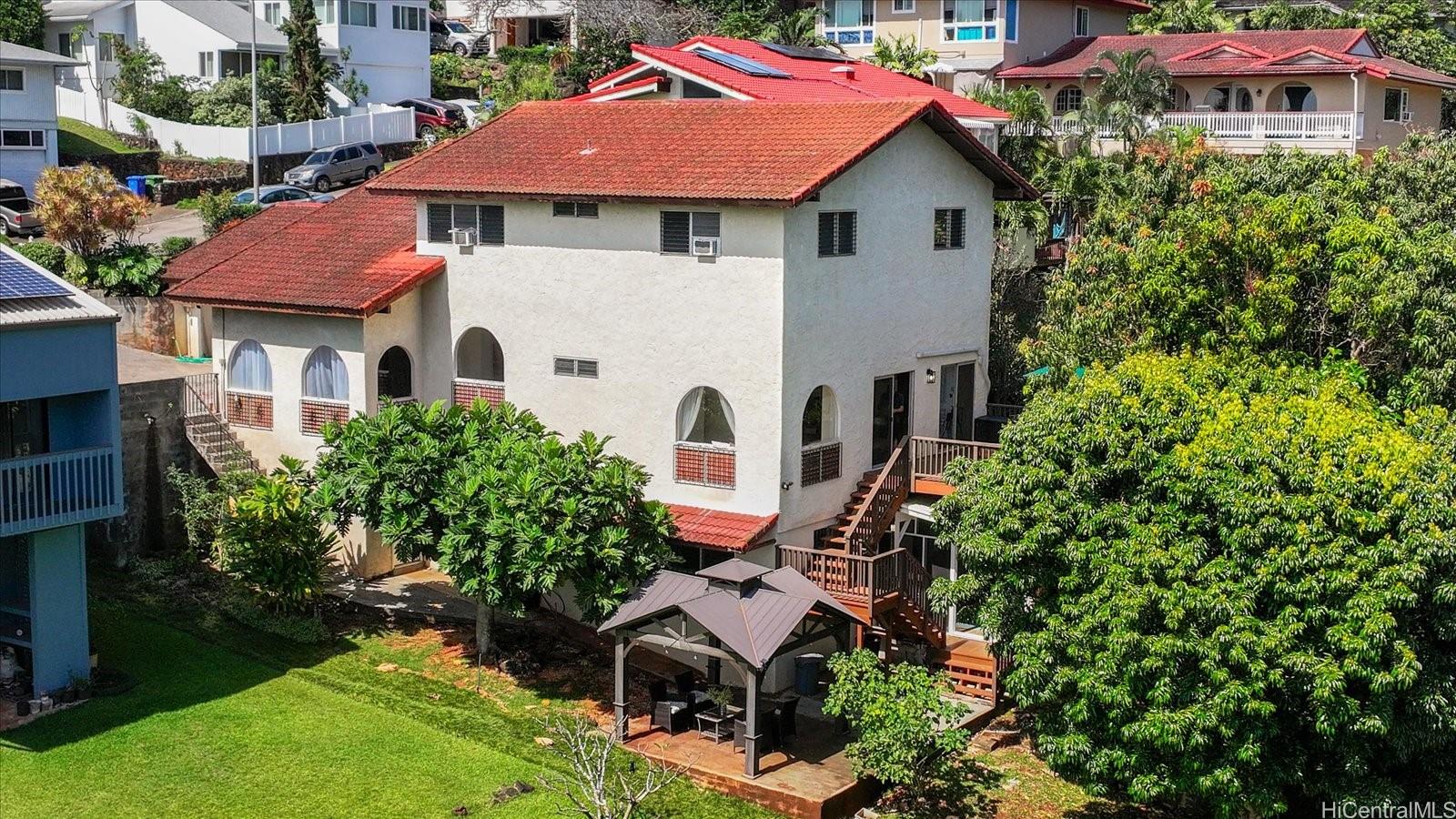 99-631  Hoio Street Aiea Heights, PearlCity home - photo 23 of 25