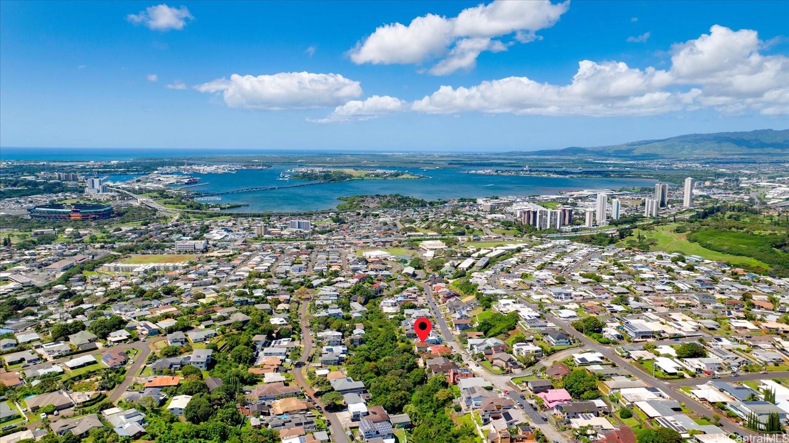 99-631  Hoio Street Aiea Heights, PearlCity home - photo 25 of 25