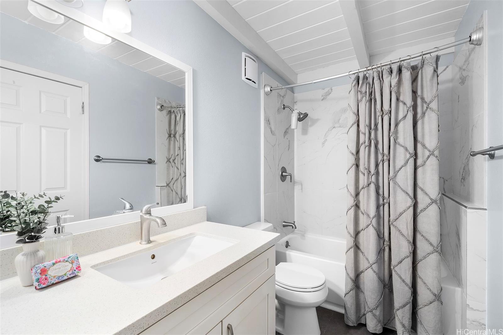 99-633  Hulumanu St Halawa, PearlCity home - photo 15 of 24