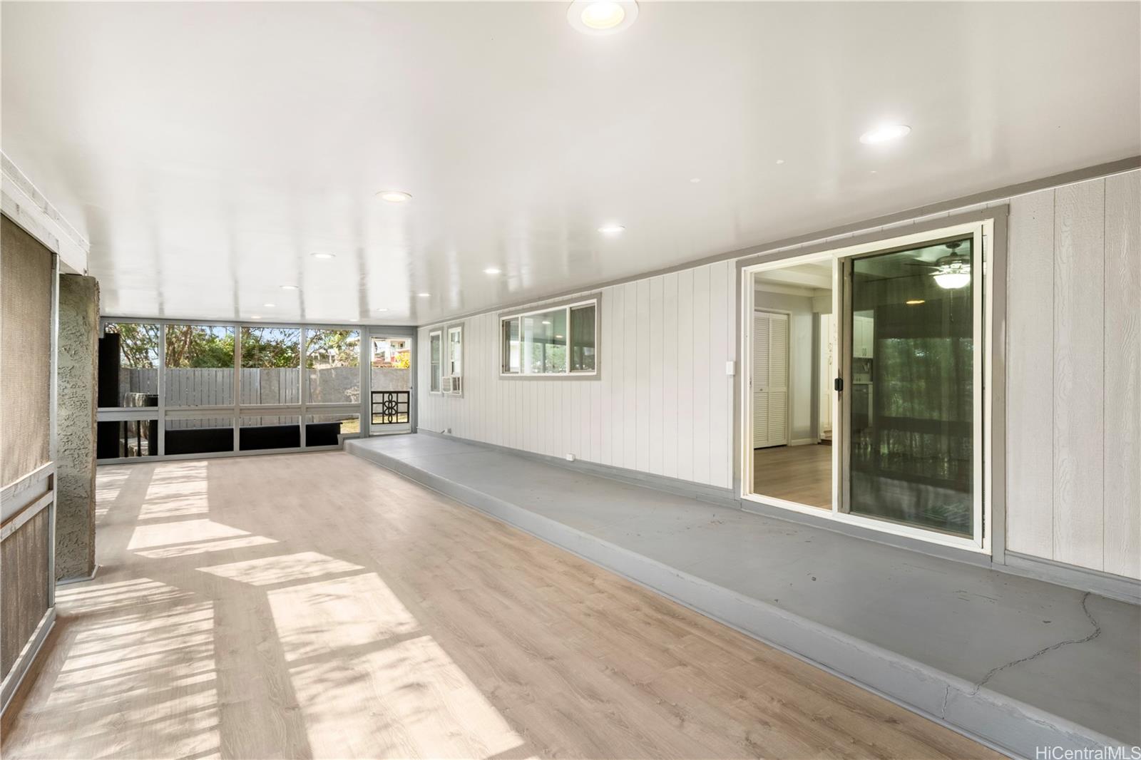 99-633  Hulumanu St Halawa, PearlCity home - photo 21 of 24