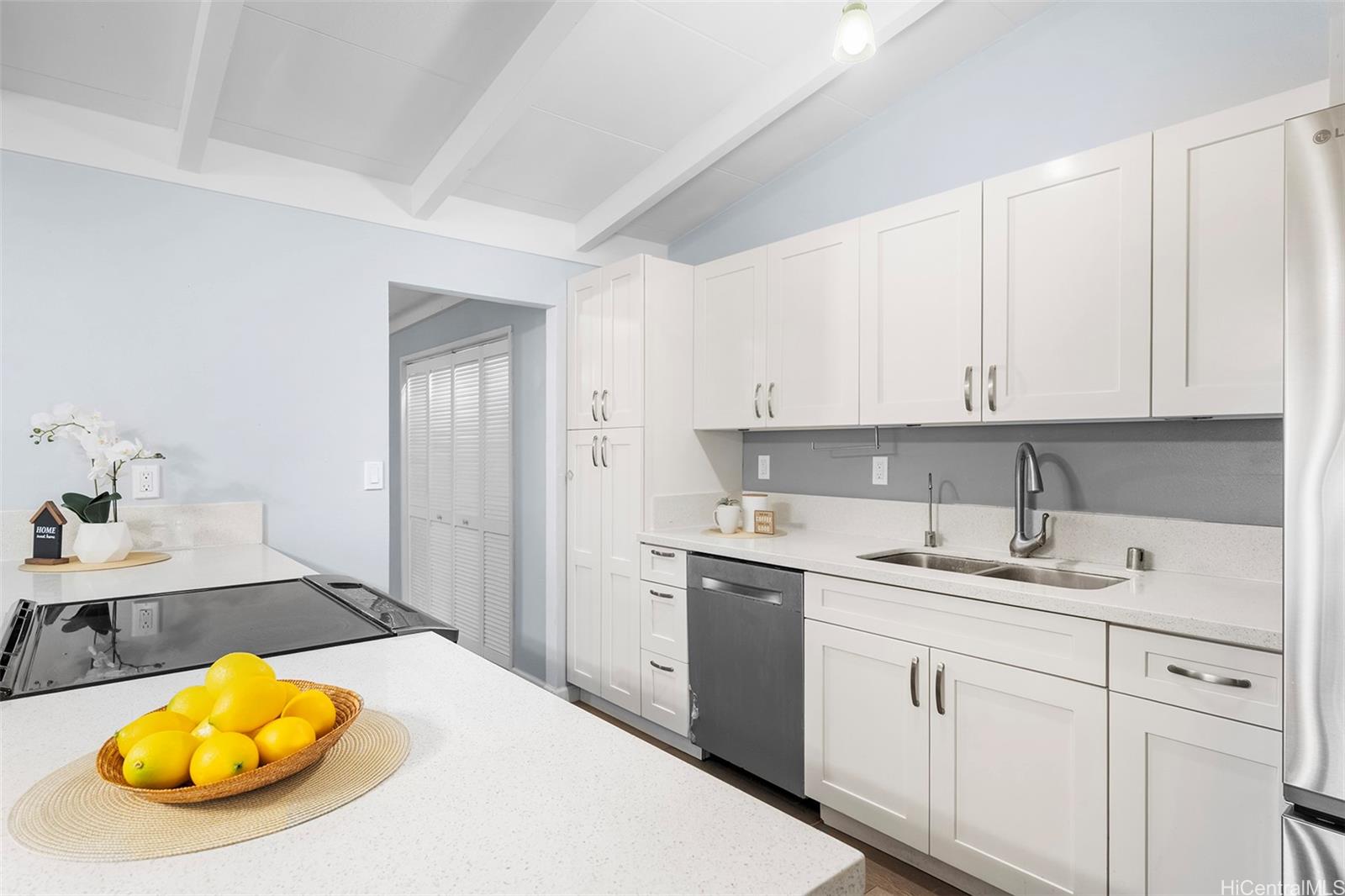 99-633  Hulumanu St Halawa, PearlCity home - photo 8 of 24