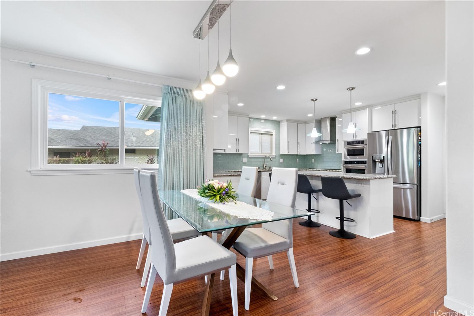 99-682  Kaulainahee Place Aiea Heights, PearlCity home - photo 2 of 20