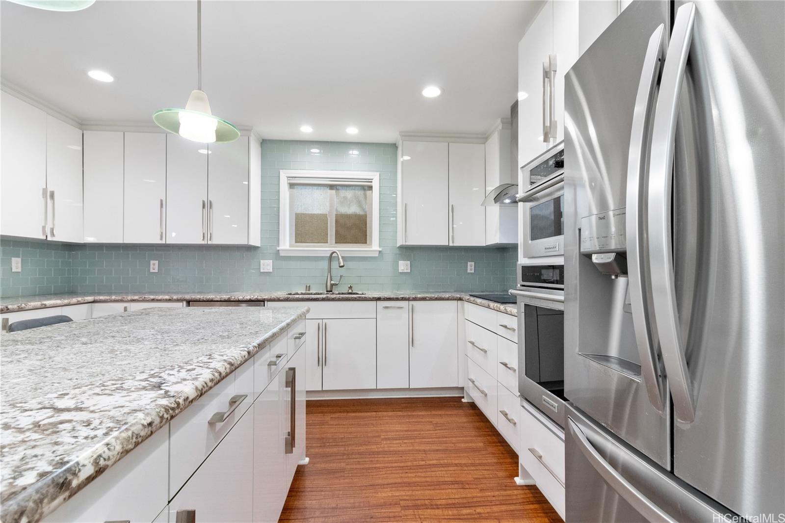 99-682  Kaulainahee Place Aiea Heights, PearlCity home - photo 4 of 20