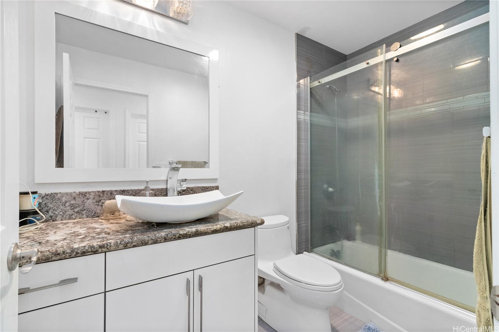 99-682  Kaulainahee Place Aiea Heights, PearlCity home - photo 9 of 20