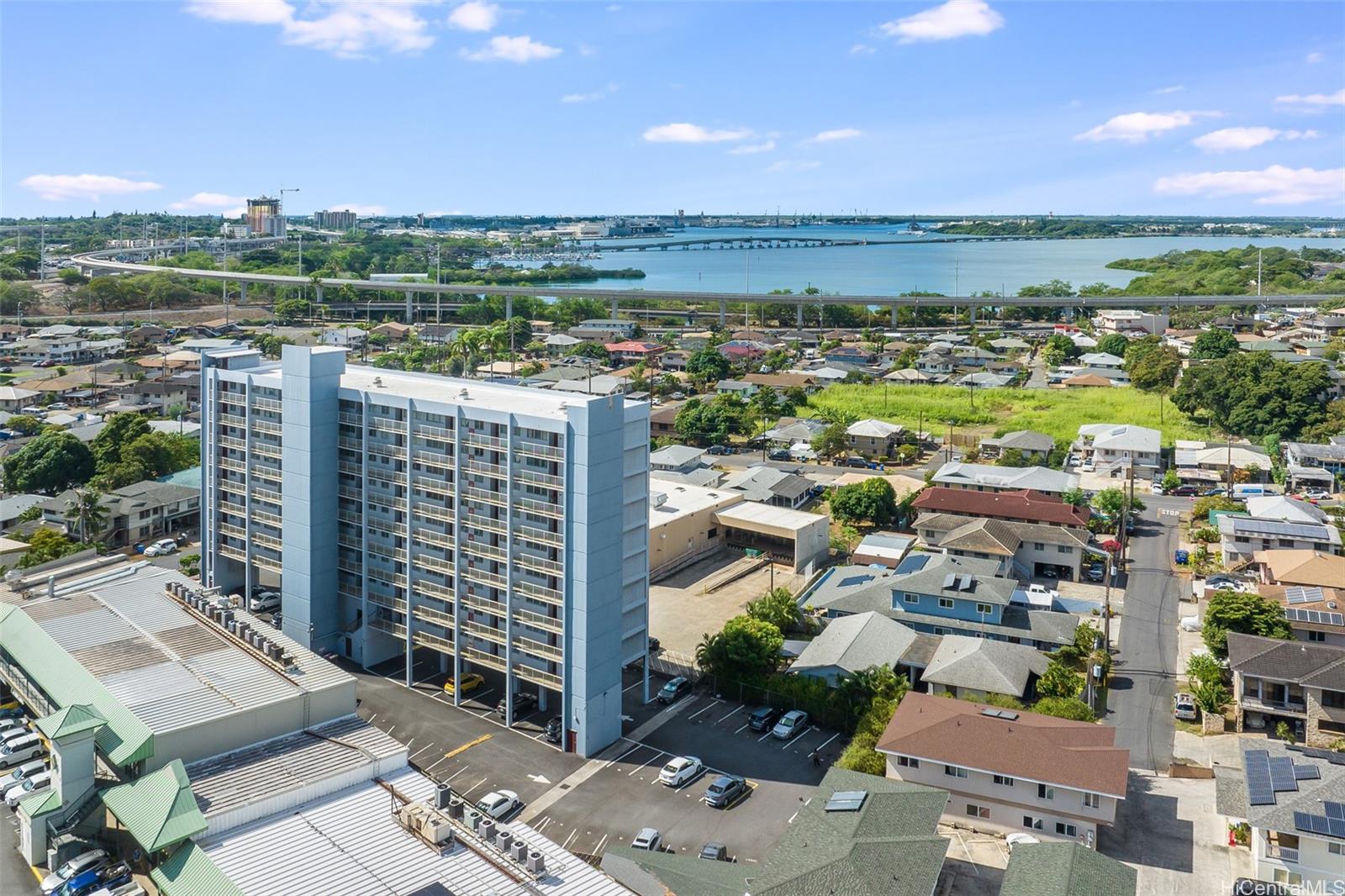 Kauhale condo # 904, Aiea, Hawaii - photo 17 of 20