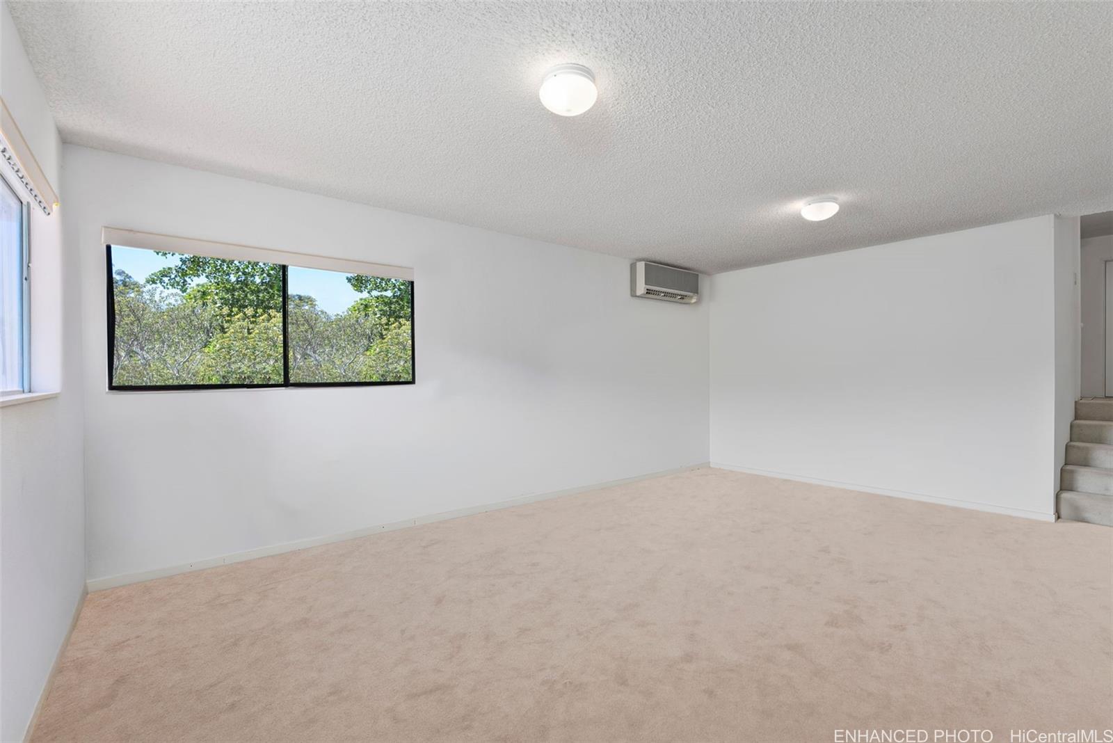 99-760  Holoai Street Aiea Heights, PearlCity home - photo 3 of 13