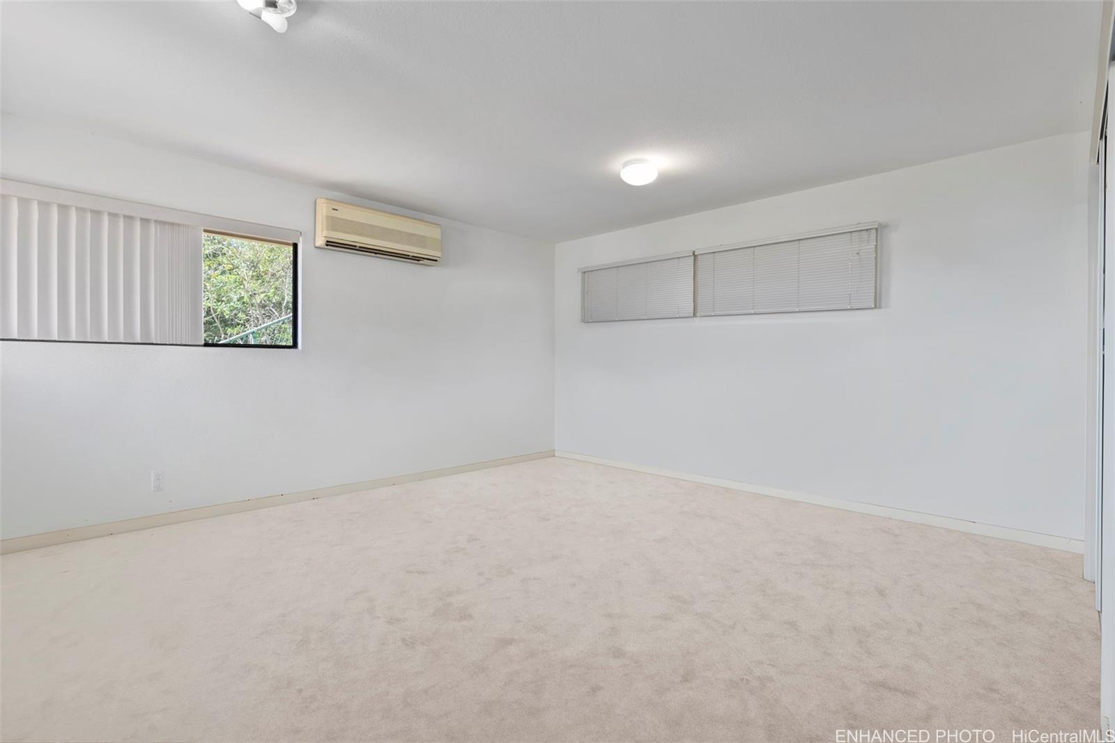 99-760  Holoai Street Aiea Heights, PearlCity home - photo 7 of 13