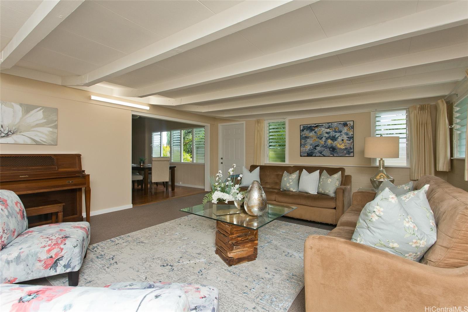 99-776  Aliipoe Drive Halawa, PearlCity home - photo 2 of 25