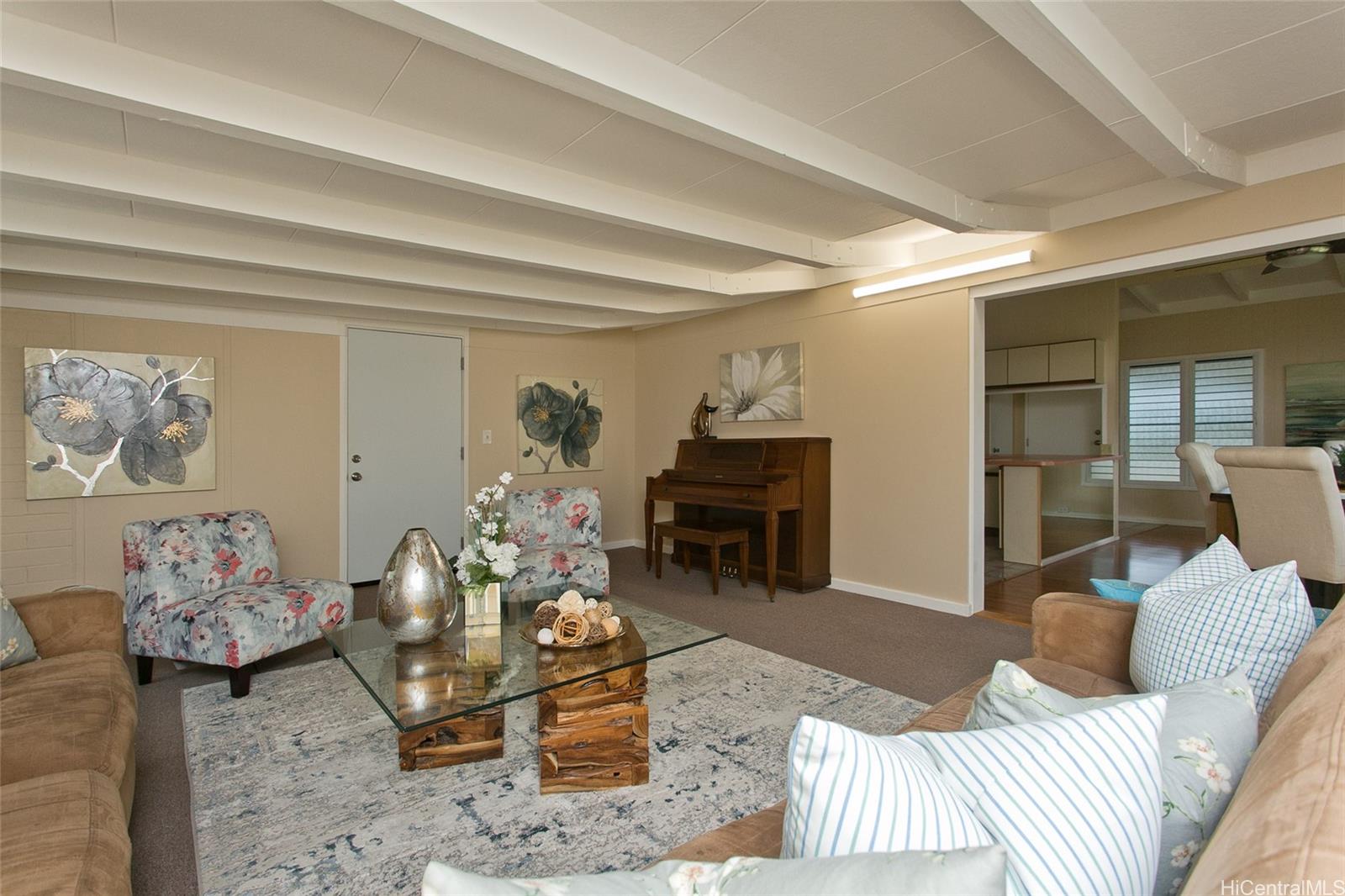 99-776  Aliipoe Drive Halawa, PearlCity home - photo 4 of 25