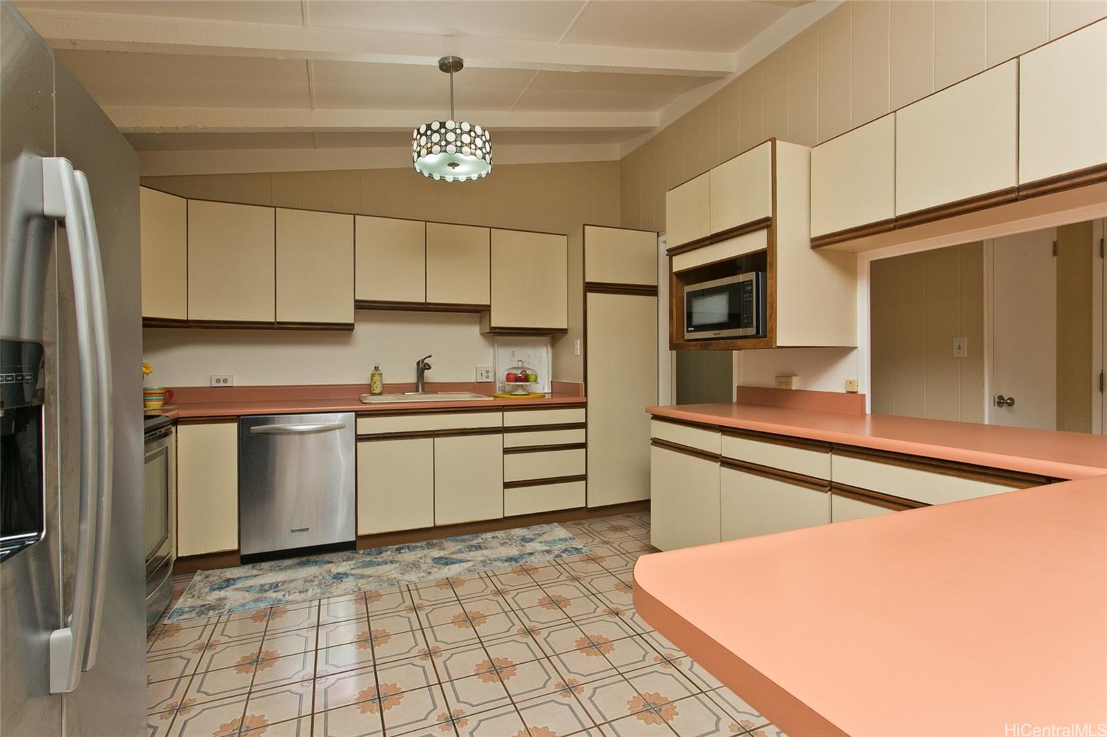 99-776  Aliipoe Drive Halawa, PearlCity home - photo 8 of 25