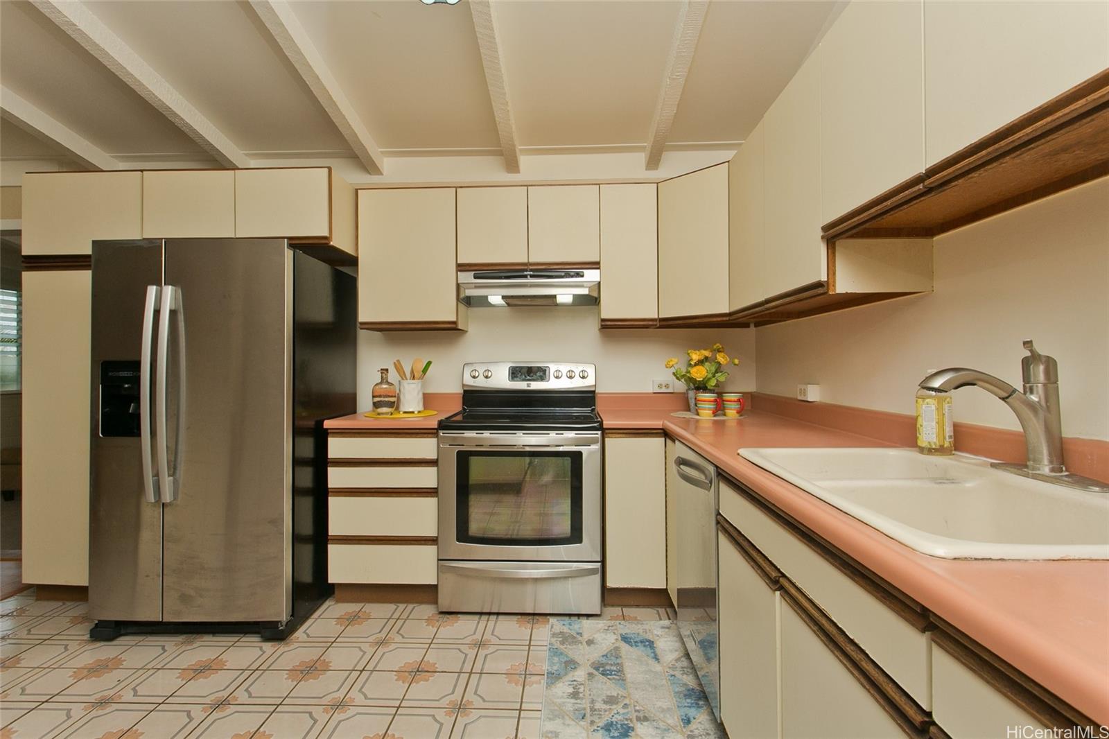 99-776  Aliipoe Drive Halawa, PearlCity home - photo 9 of 25