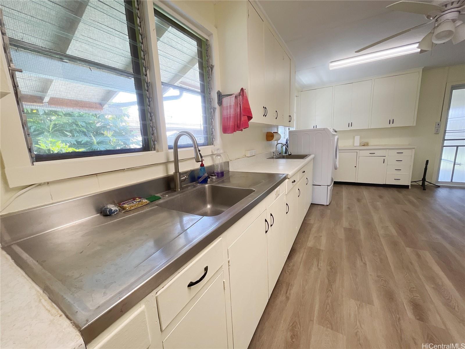 99-801 Halawa Drive Aiea - Rental - photo 4 of 25