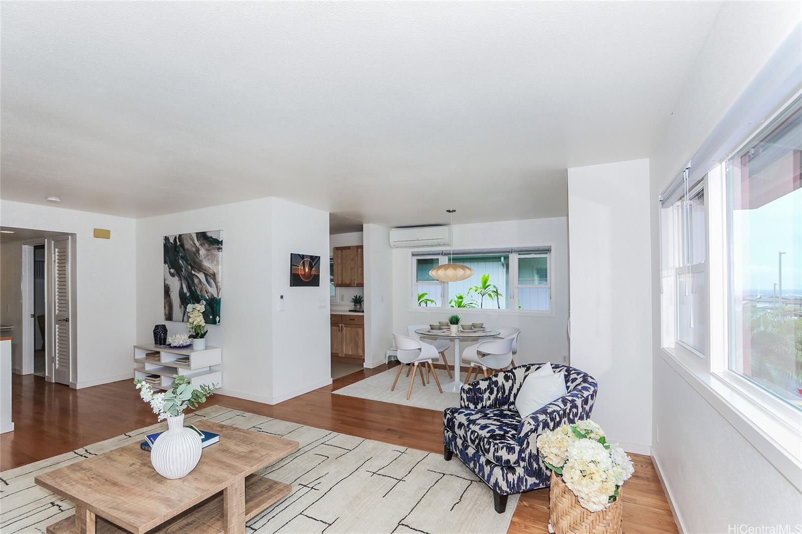 99-801  Meaala Street Aiea Heights, PearlCity home - photo 2 of 18